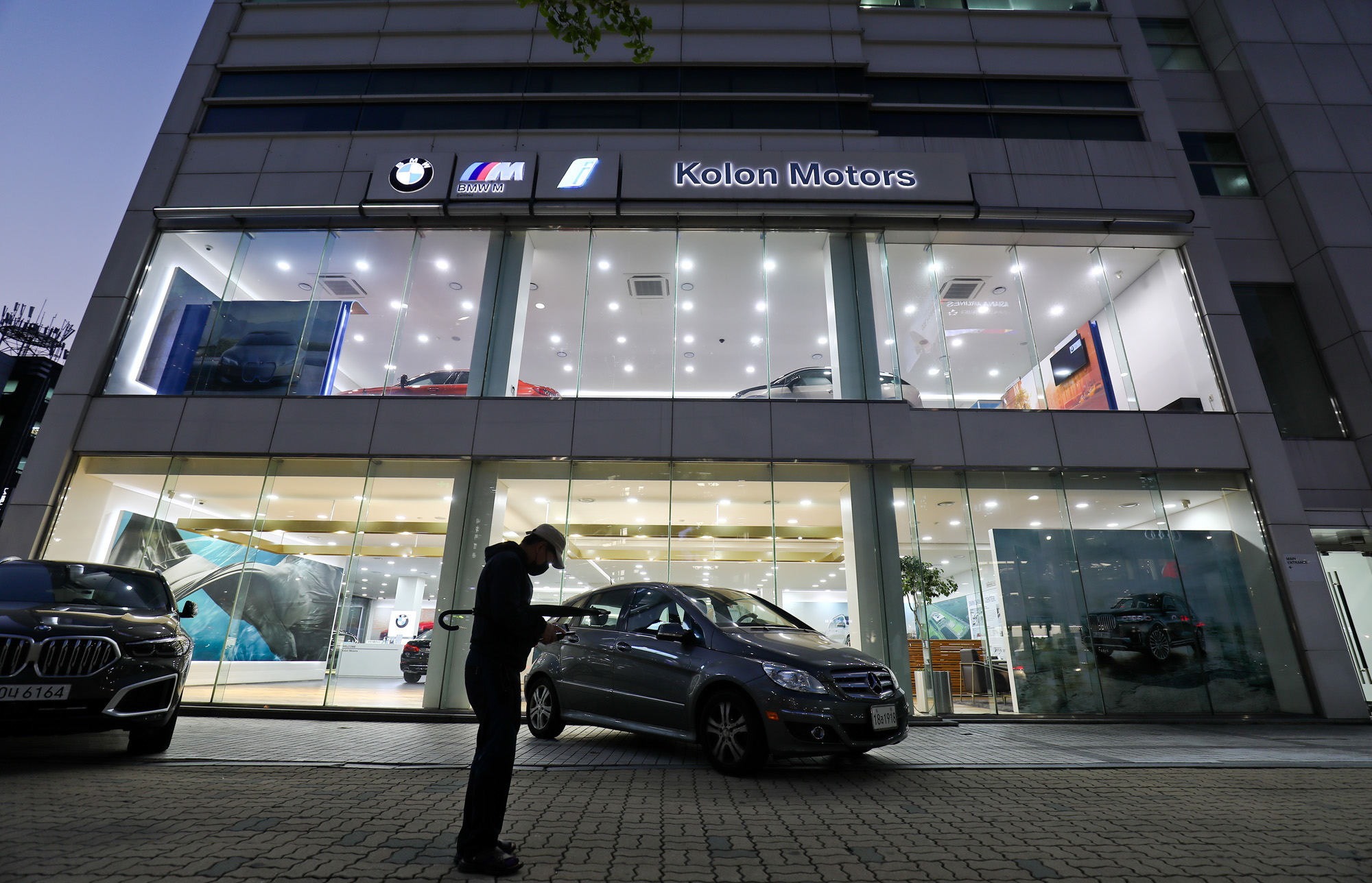 자동차;BMW;BMW전시장;자동차전시장;코오롱모터스