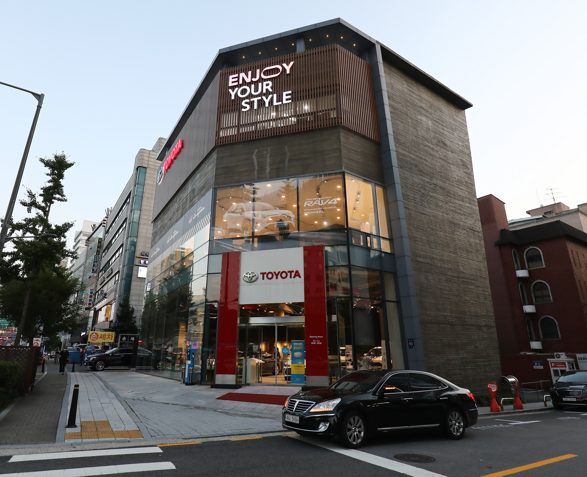 자동차;도요타;토요타;엘앤티;TOYOTA;토요타강남전시장;도요타강남전시장