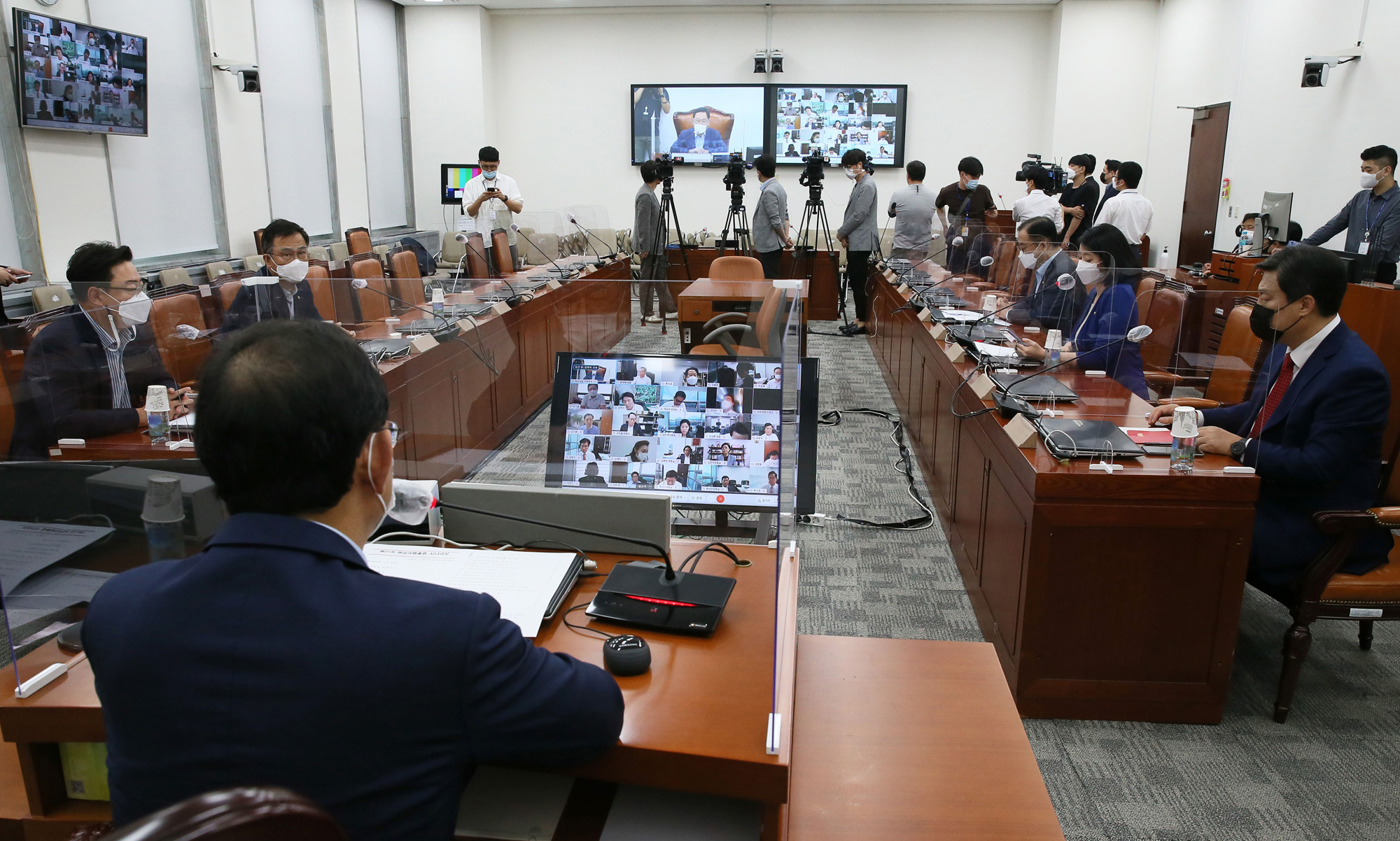 정치;국회;국민의힘화상회의;주호영원내대표