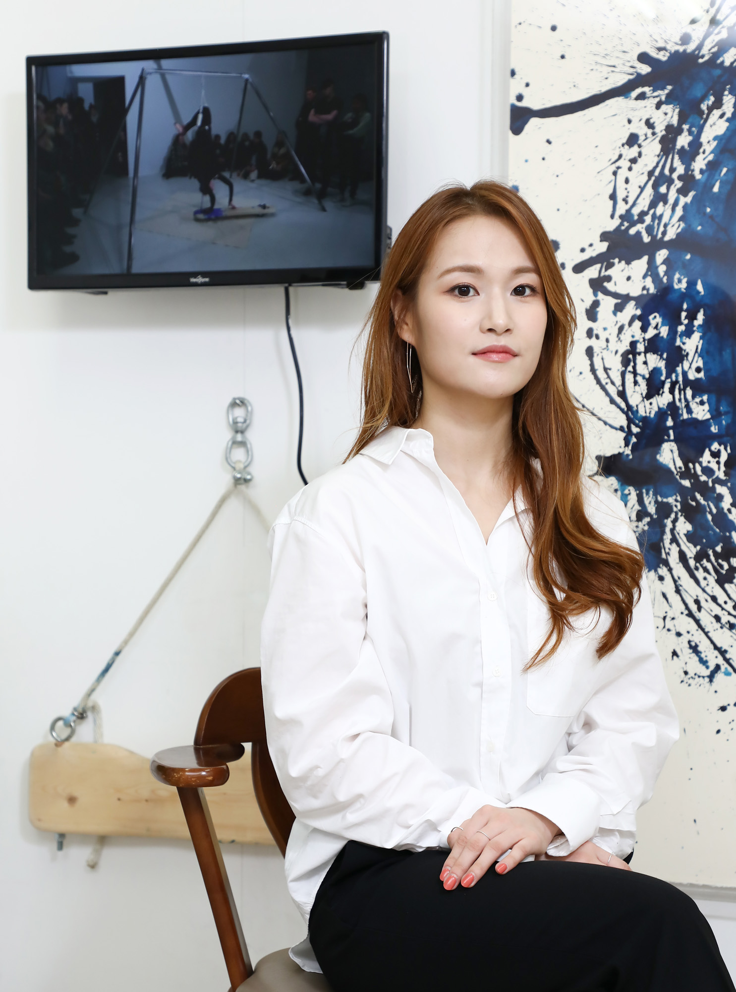 류혜인;류혜인작가;퍼포먼스작가;화가;화가의방;한국미술응원프로젝트;비즈한국;아티스트