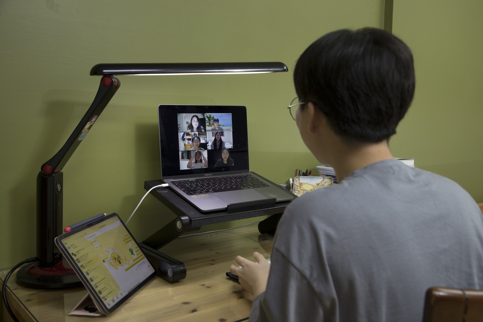 사회;의학;우울증;코로나19;화상통화;zoom;줌