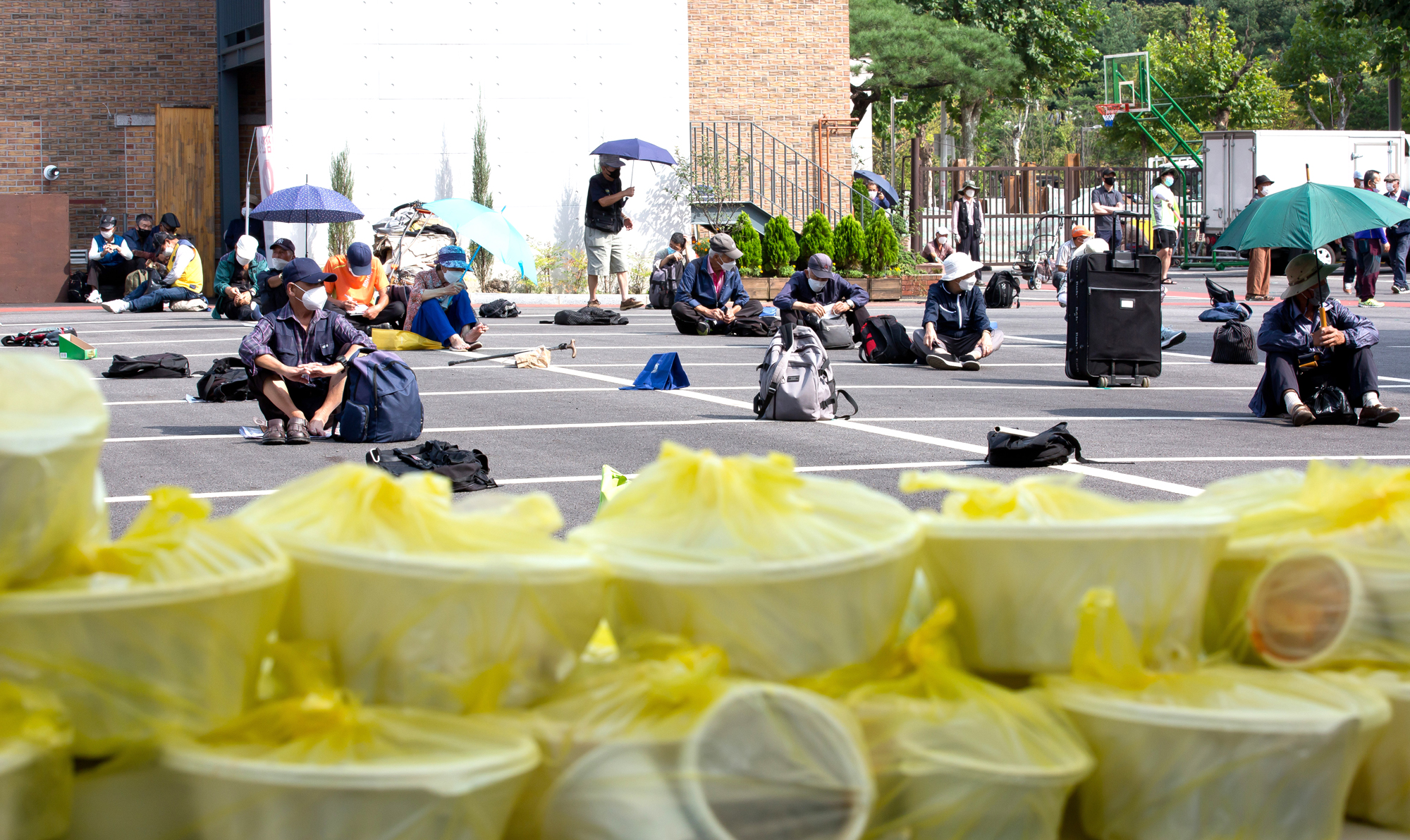 사회 코로나 무료급식 안나의집 김하종신부