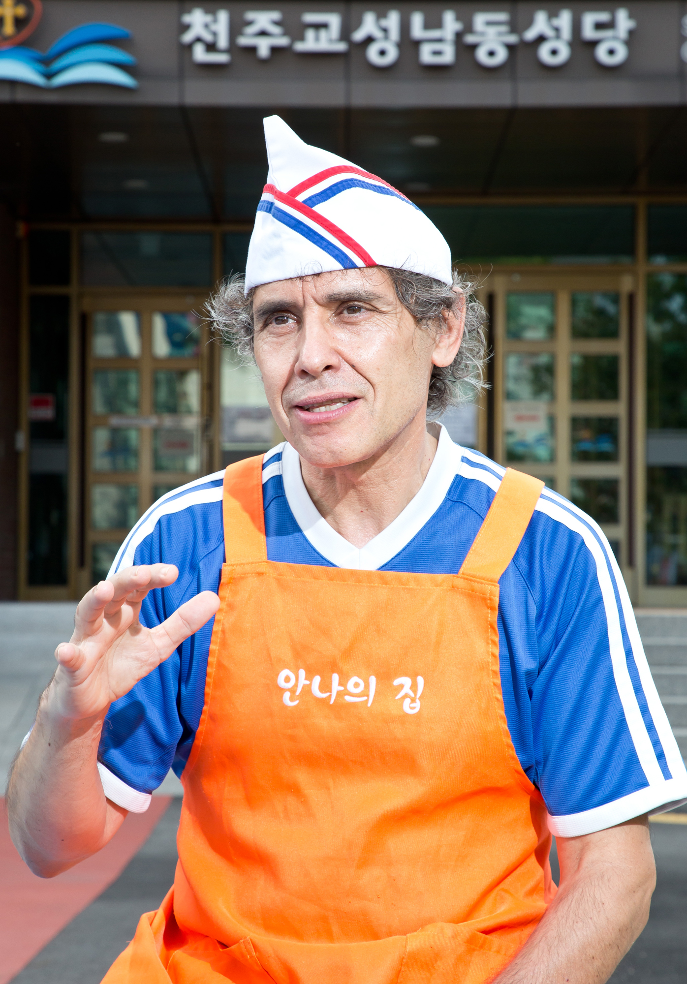 사회 코로나 무료급식 안나의집 김하종신부