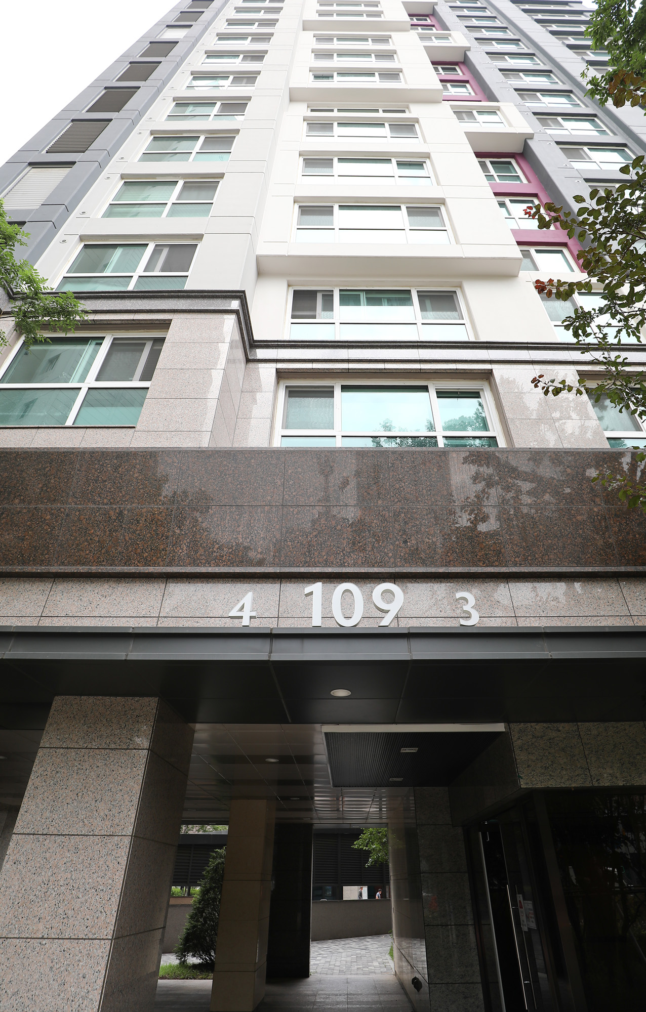 부동산;아파트;김홍걸주택;김홍걸증여;김홍걸아들;김홍걸아파트;래미안개포루체하임;루체하임;래미안;국회의원부동산;국회의원아파트;DJ아들;김대중아들