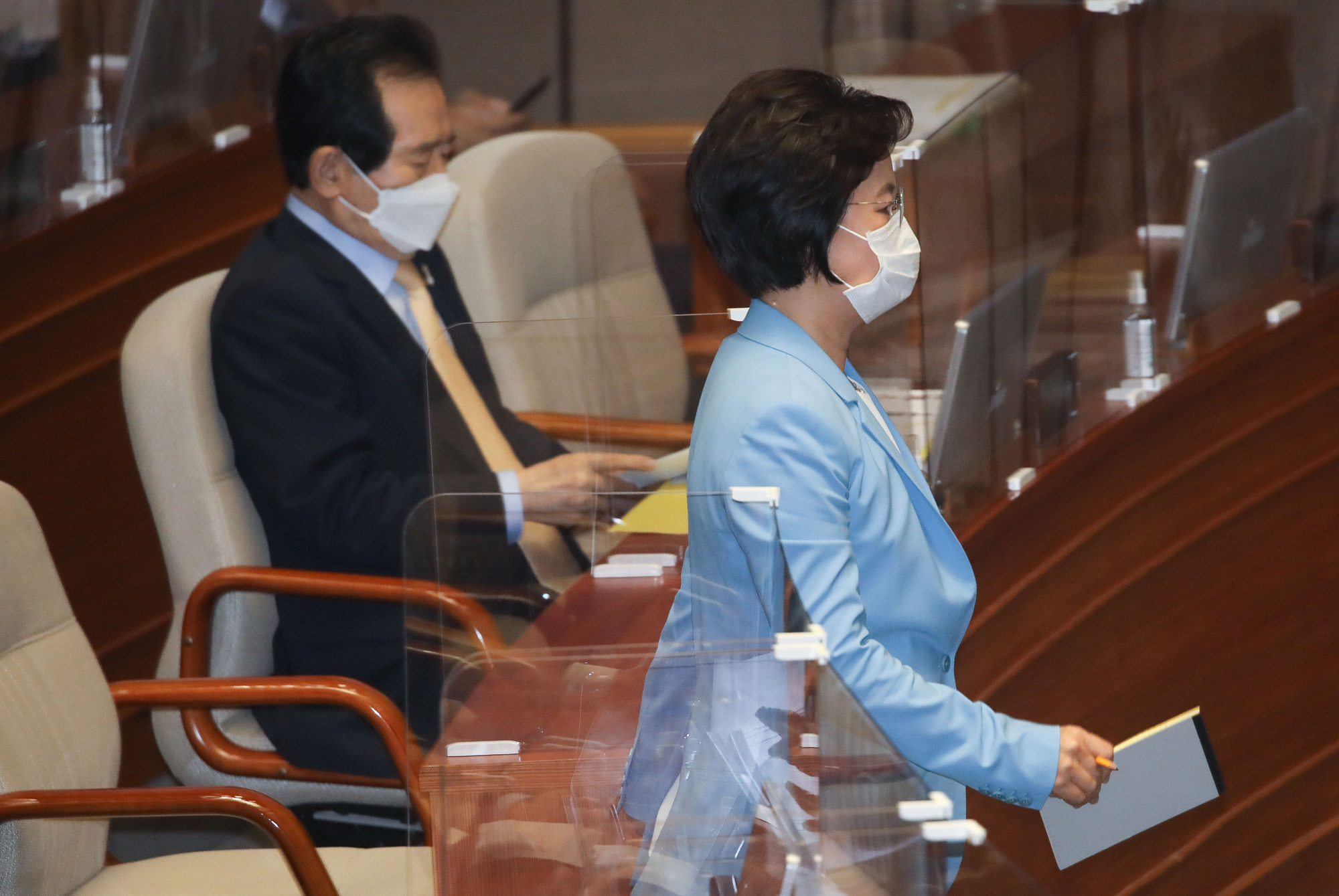 정치;국회;대정부질문교육사회문화;추미애장관