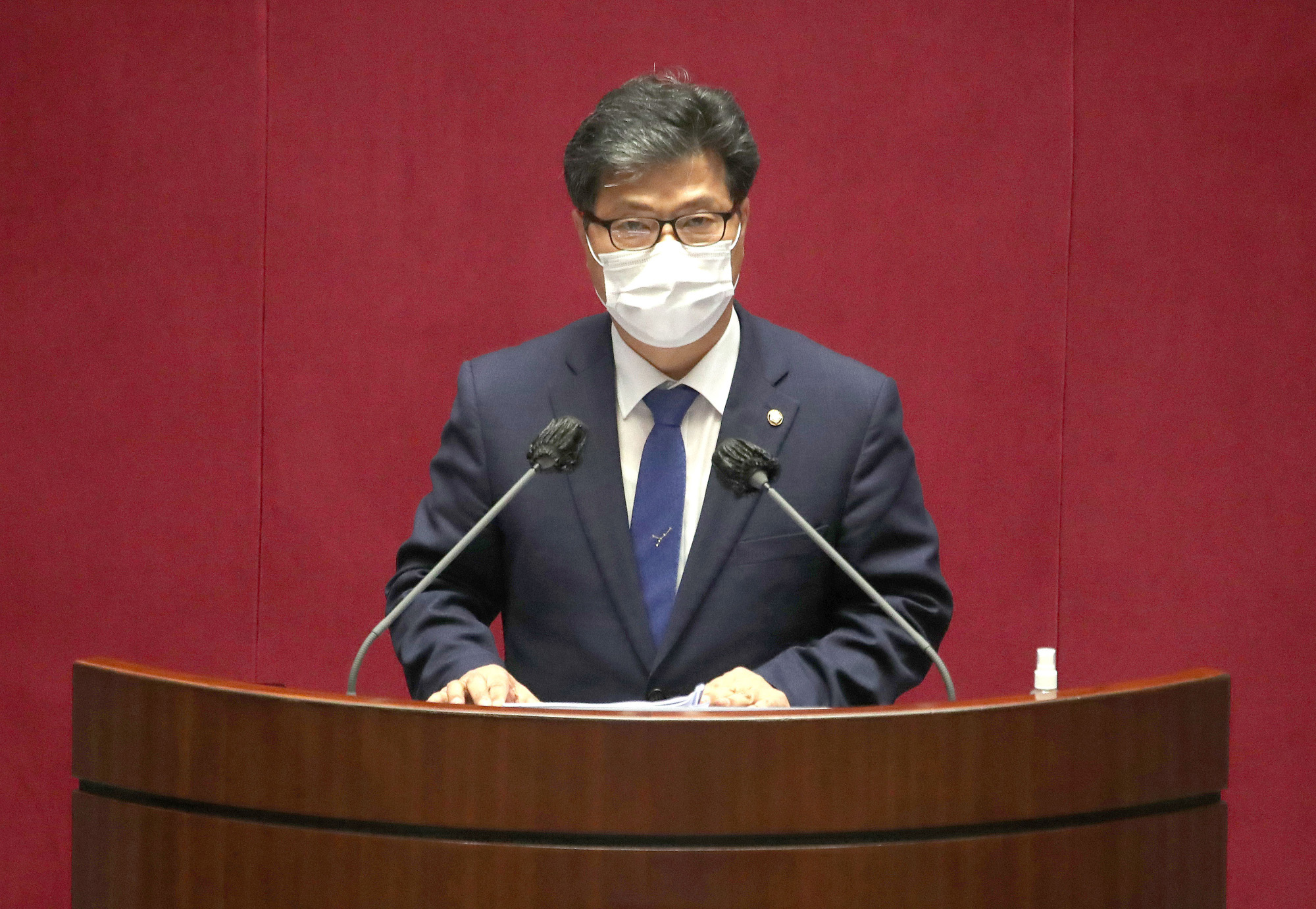 정치;국회;대정부질문교육사회문화;서영석