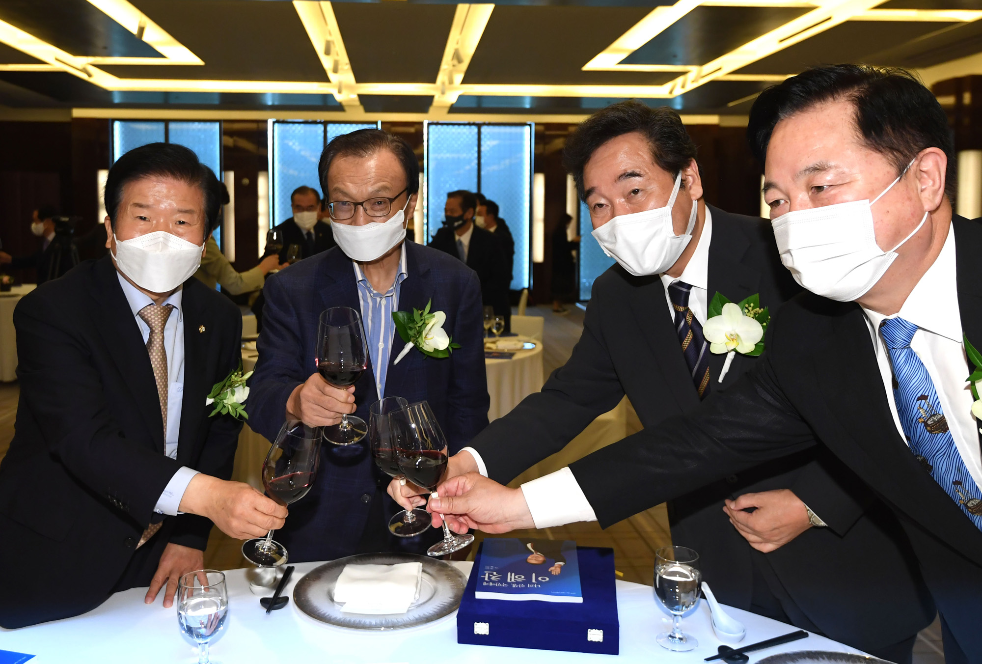 정치;국회;이해찬전기발간;나의인생국민에게