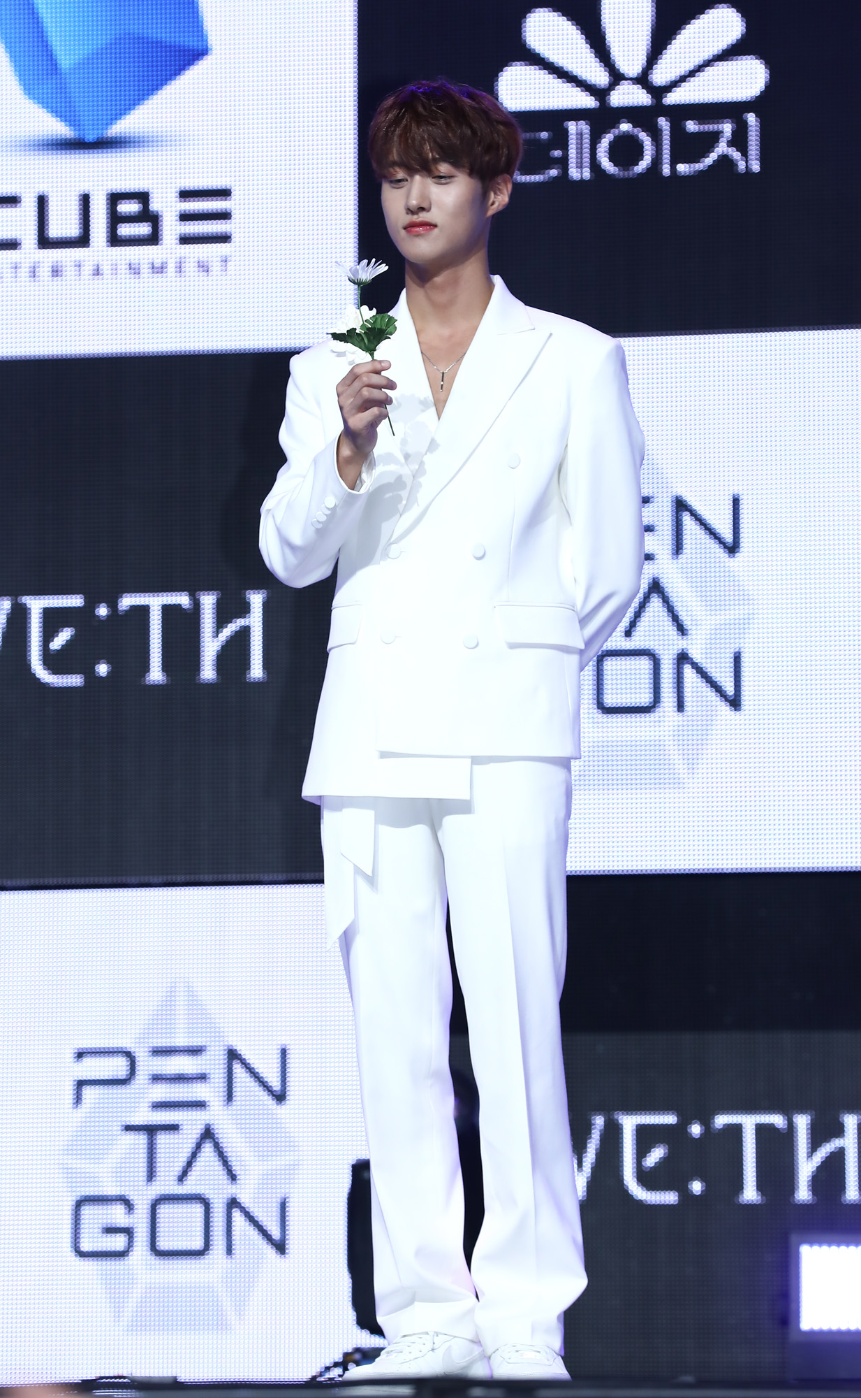 연예;펜타곤;보이그룹;아이돌;펜타곤쇼케이스;아이돌쇼케이스
