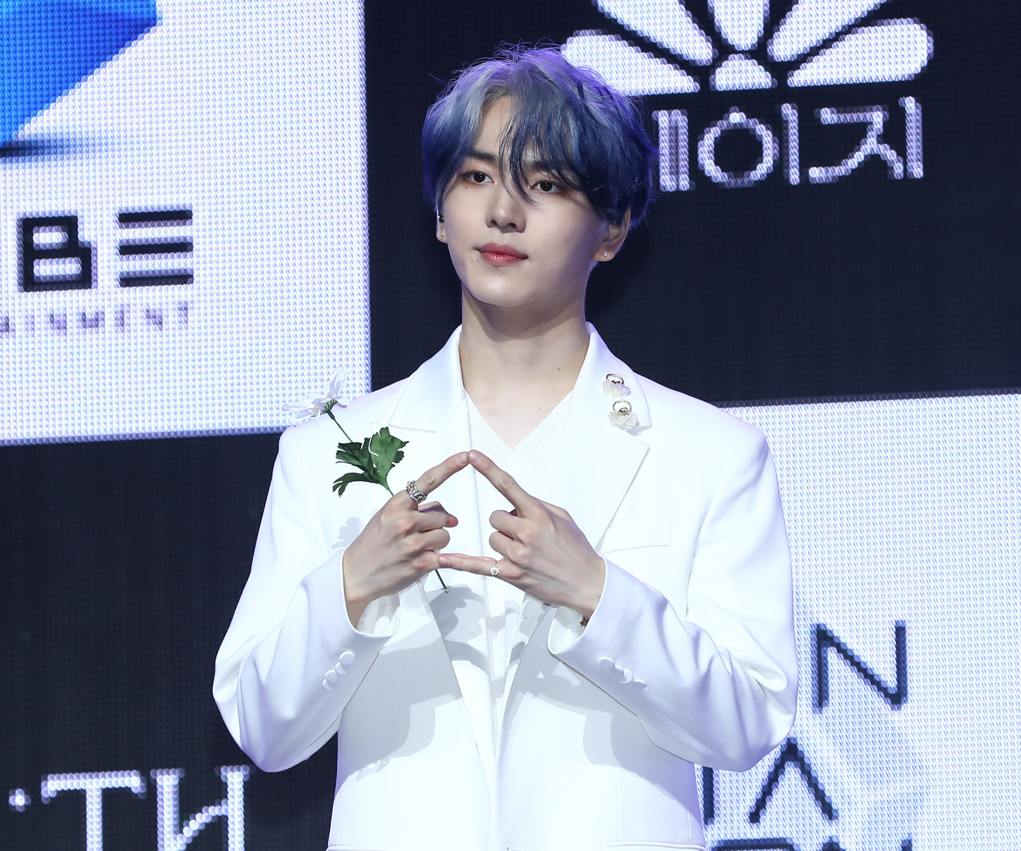 연예;펜타곤;보이그룹;아이돌;펜타곤쇼케이스;아이돌쇼케이스