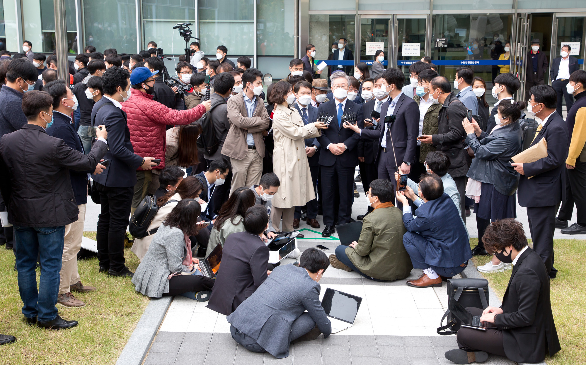 정치 이재명 파기환송심 항소심수원고등법원