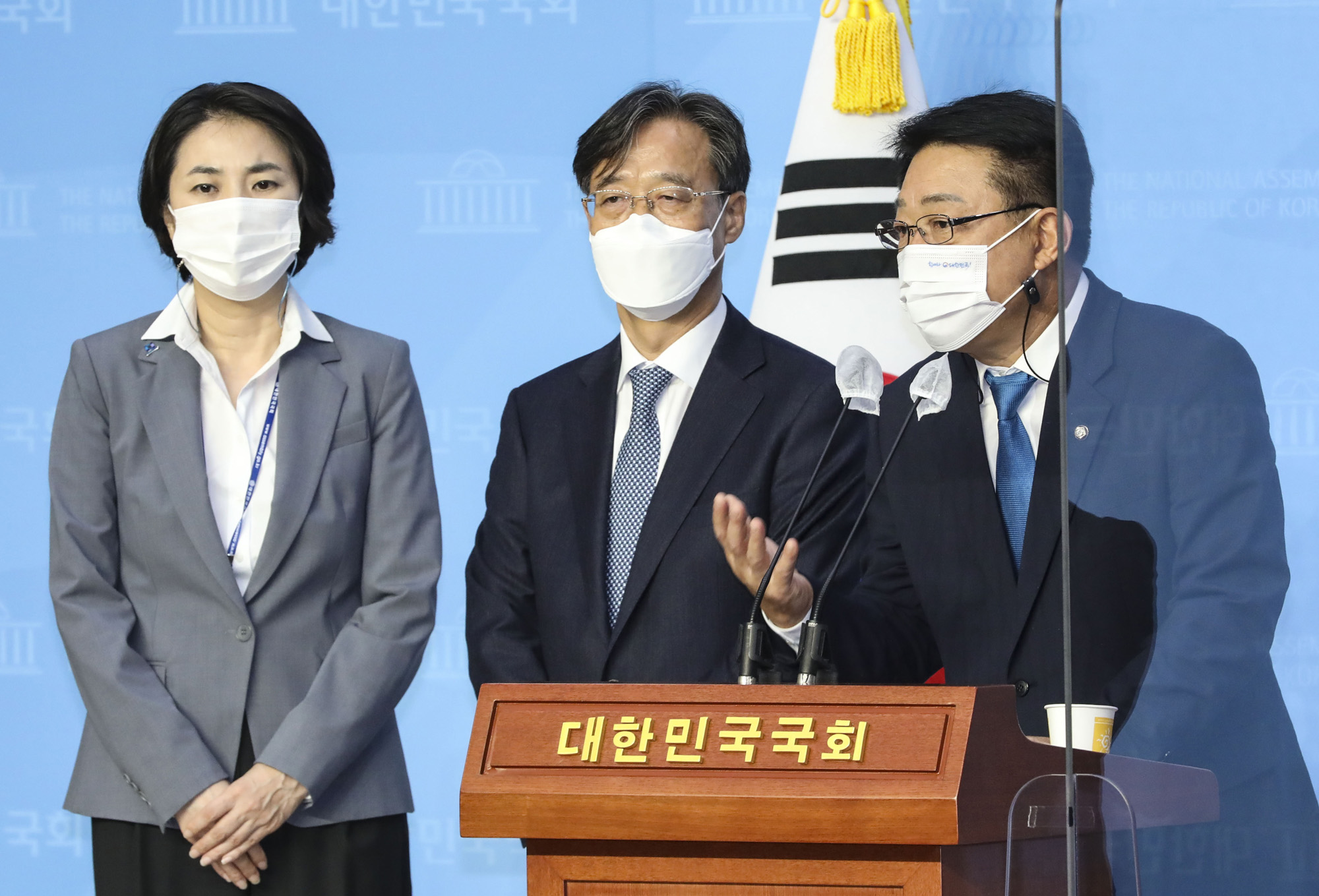 정치;국회;소통관;미추홀구;화재;형제;TF팀;기자회견