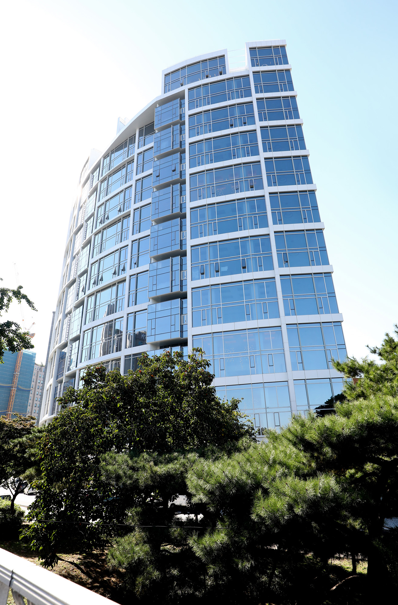 부동산;PH129;더펜트하우스;더펜트하우스청담;건물;청담동빌라