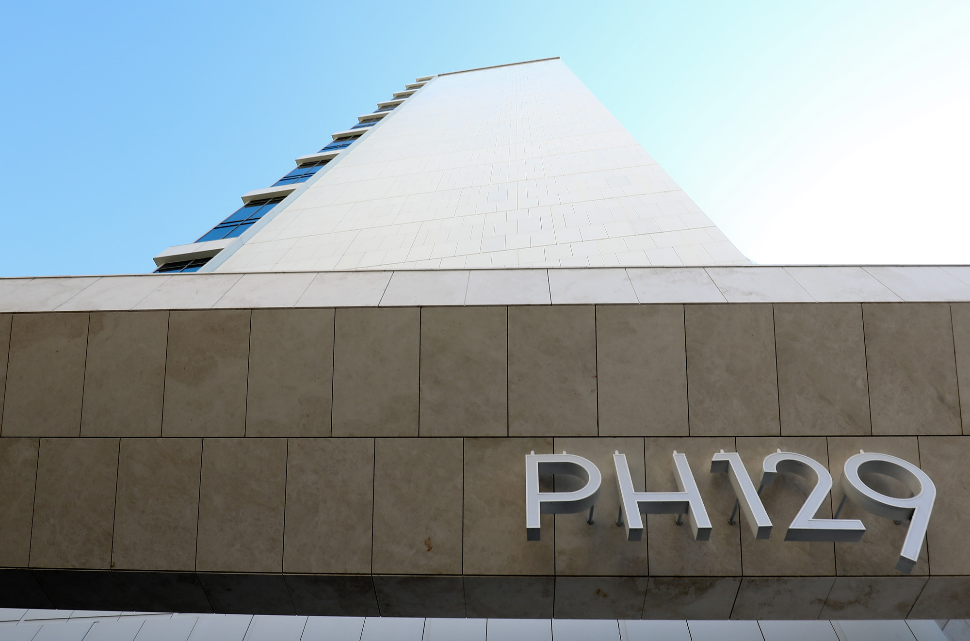 부동산;PH129;더펜트하우스;더펜트하우스청담;건물;청담동빌라