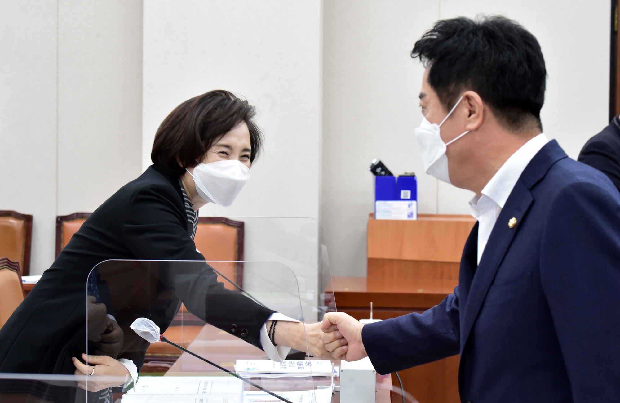정치;국정감사;교육위원회;교육부장관;유은혜