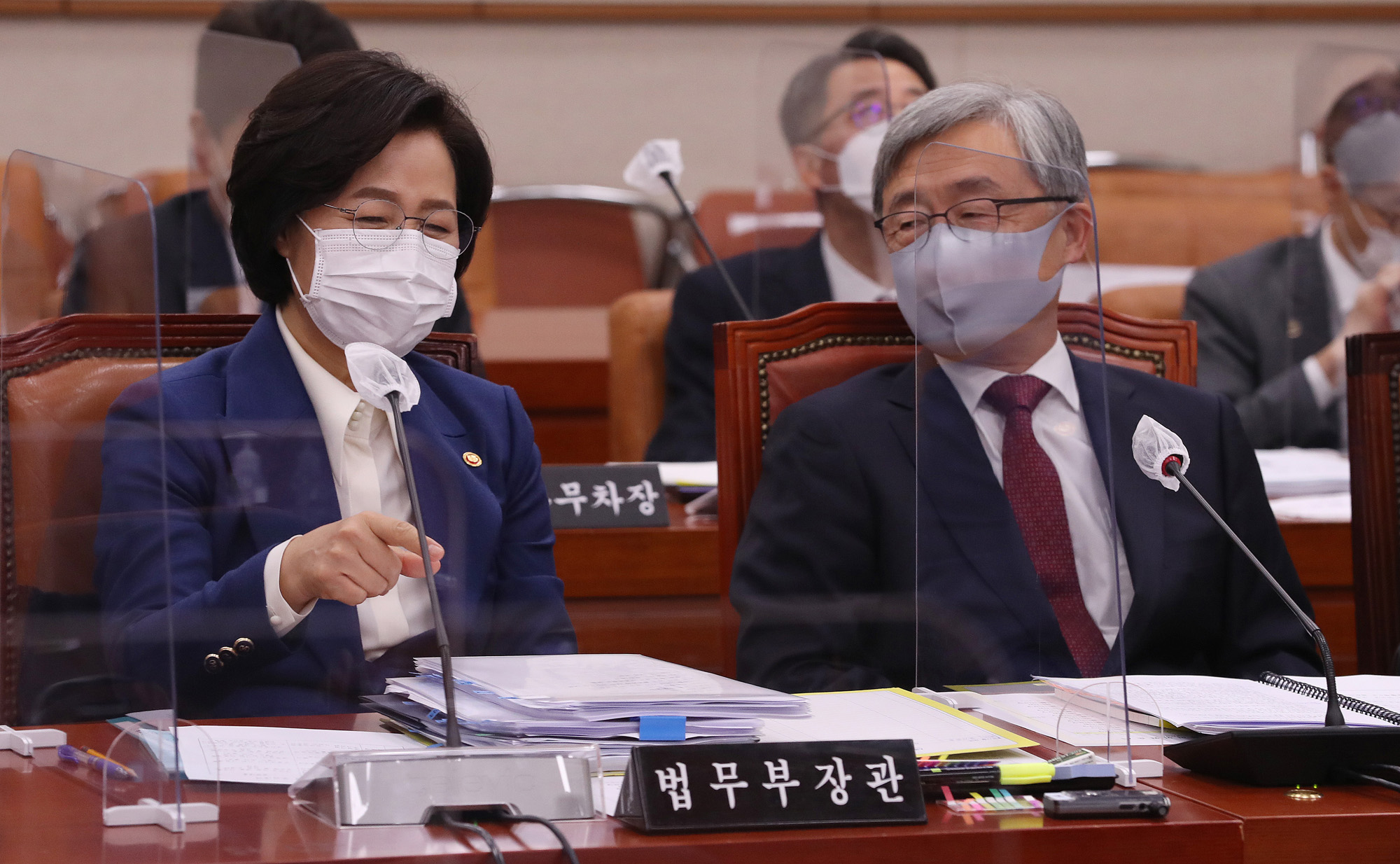 정치;종합국정감사;법제사법위원회;추미애;법무부장관