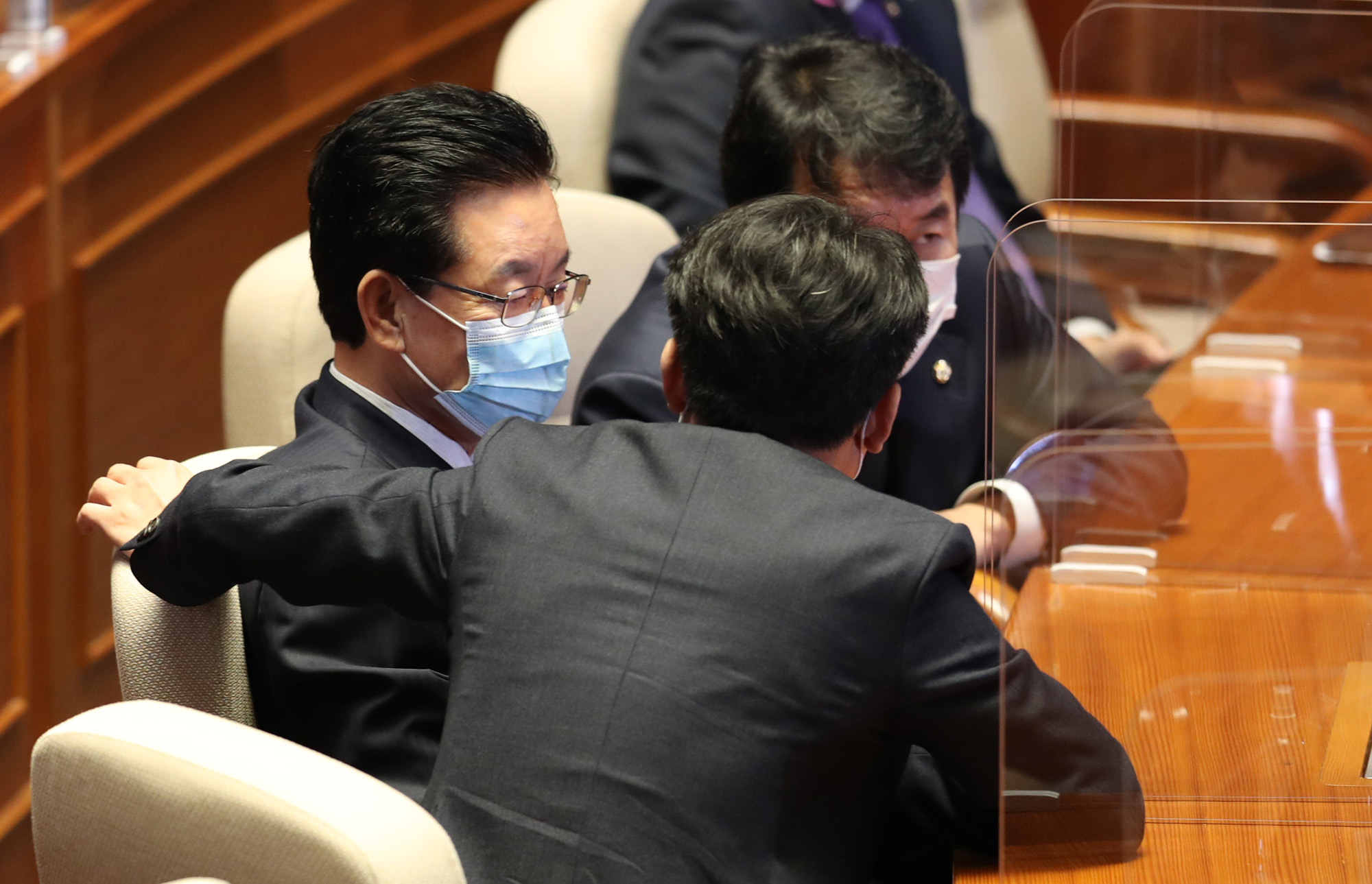 정치;국회;문재인대통령;대통령시정연설;정정순의원;국회의원체포동의안