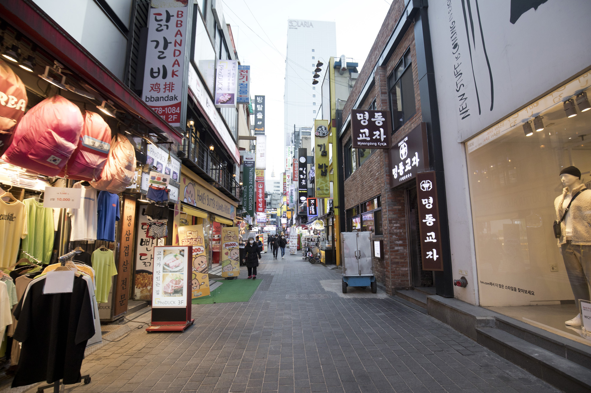 사회;경제;세태;명동;거리;가게;폐업;휴업