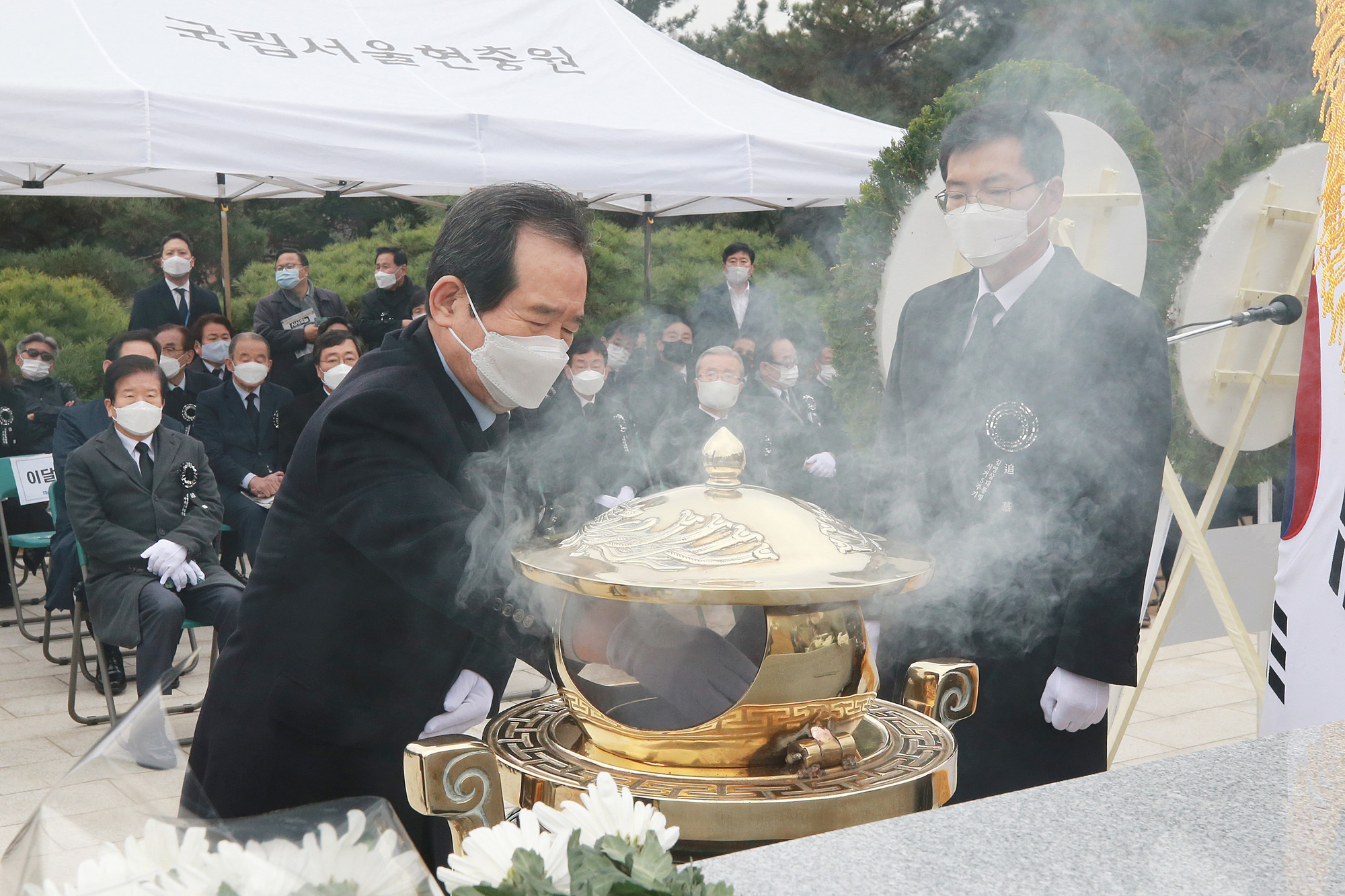 정치;김영삼대통령5주기추모식;국립서울현충원;김영삼대통령묘역;정세균 국무총리
