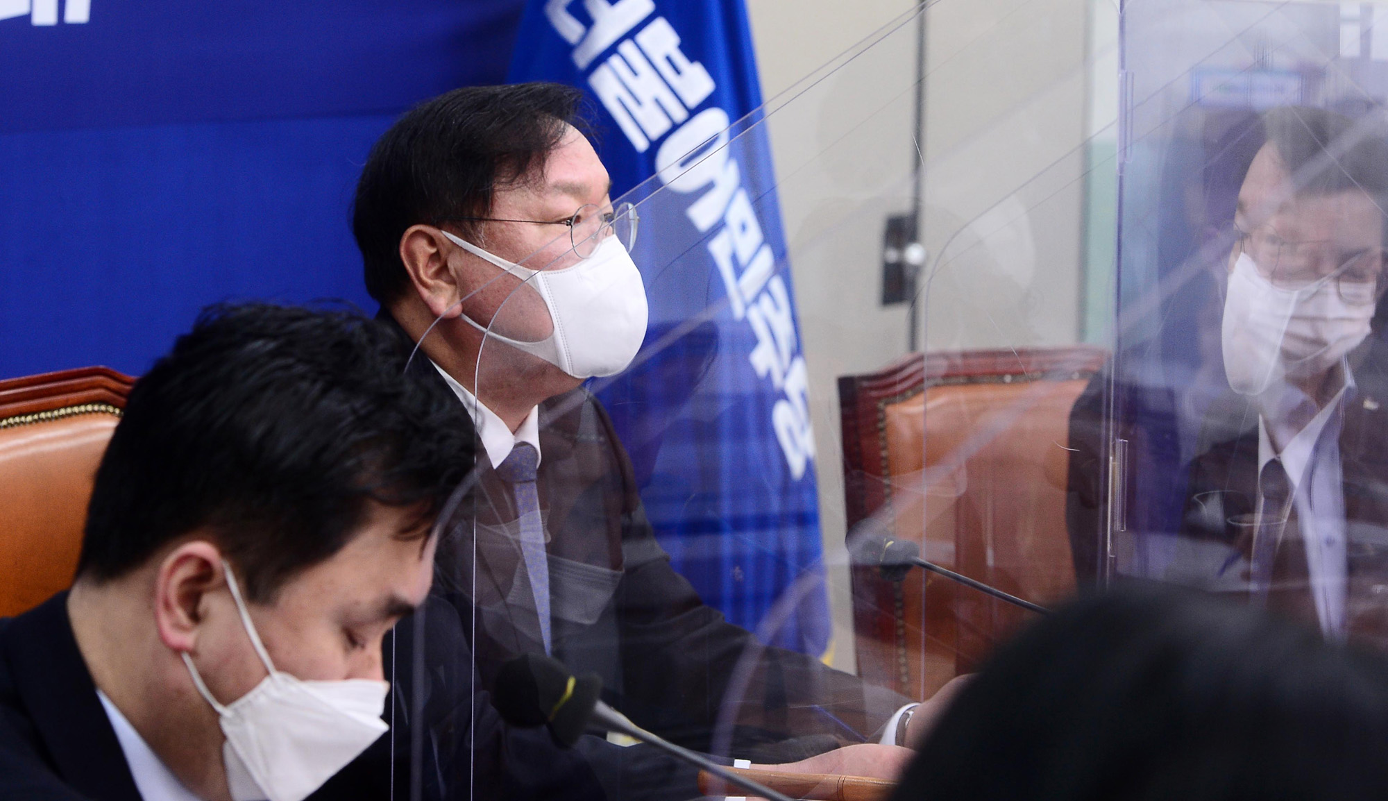 정치;국회;더불어민주당 최고위원회의;김태년 원내대표