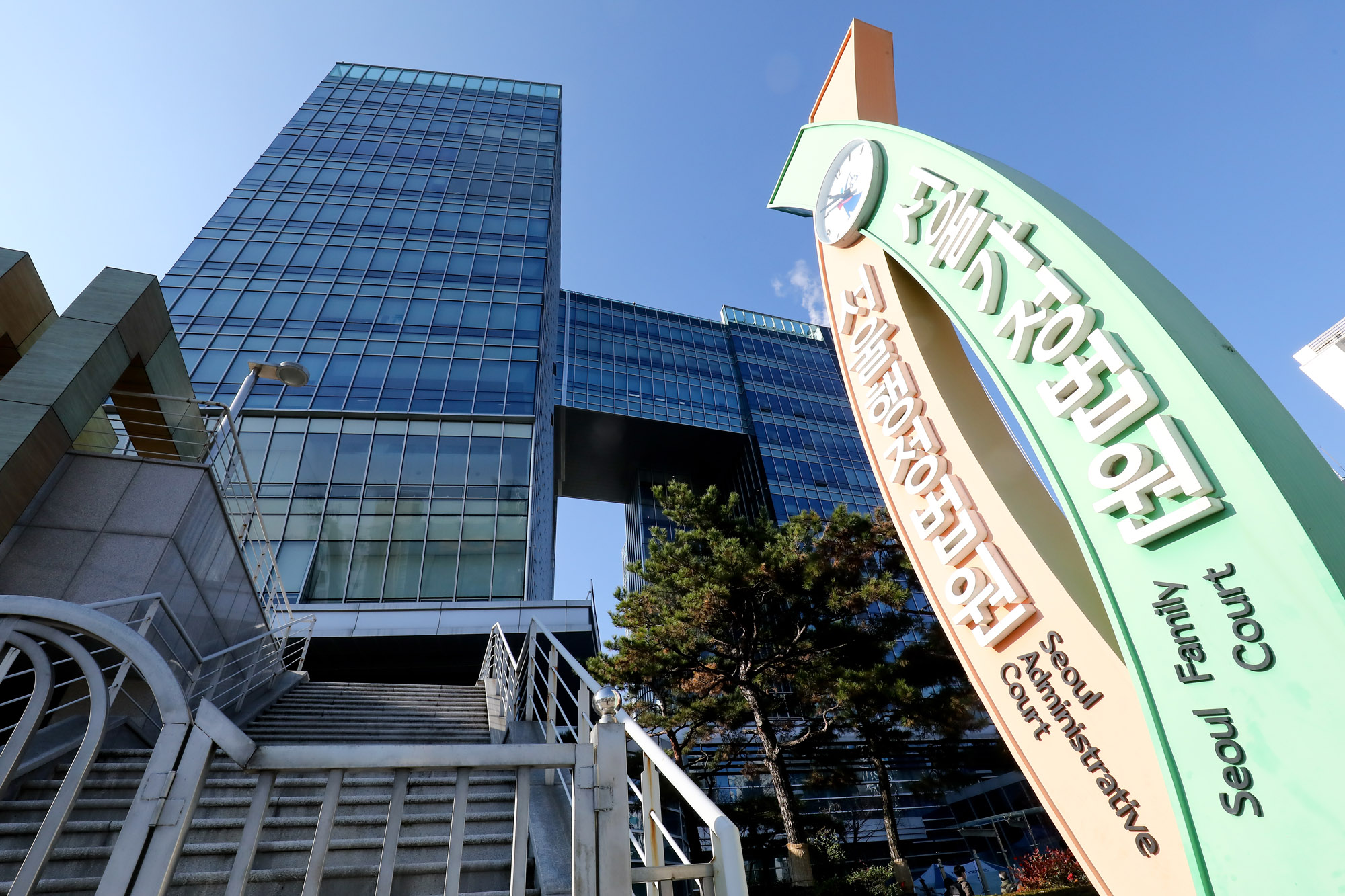 정치;윤석열;윤석열행정법원;서울행정법원;윤석열추미애;윤석열직무배제;서울가정법원