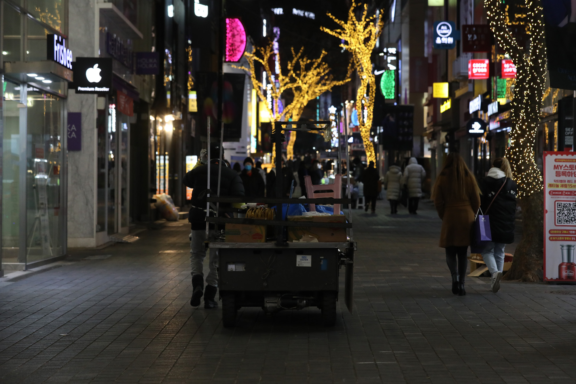 사회;경제;코로나19서울멈춤;코로나명동거리;집합금지밤9시