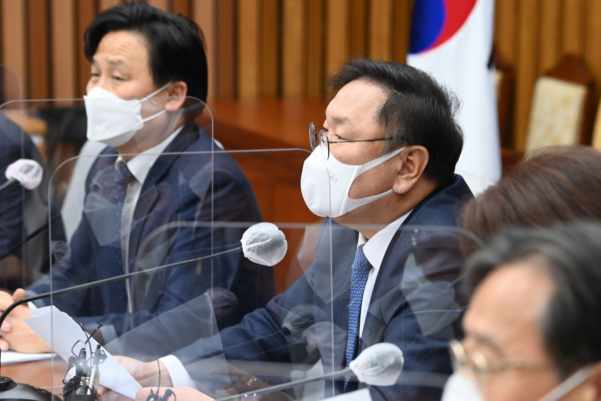 정치;국회;더불어민주당정책조정회의;김태년 원내대표