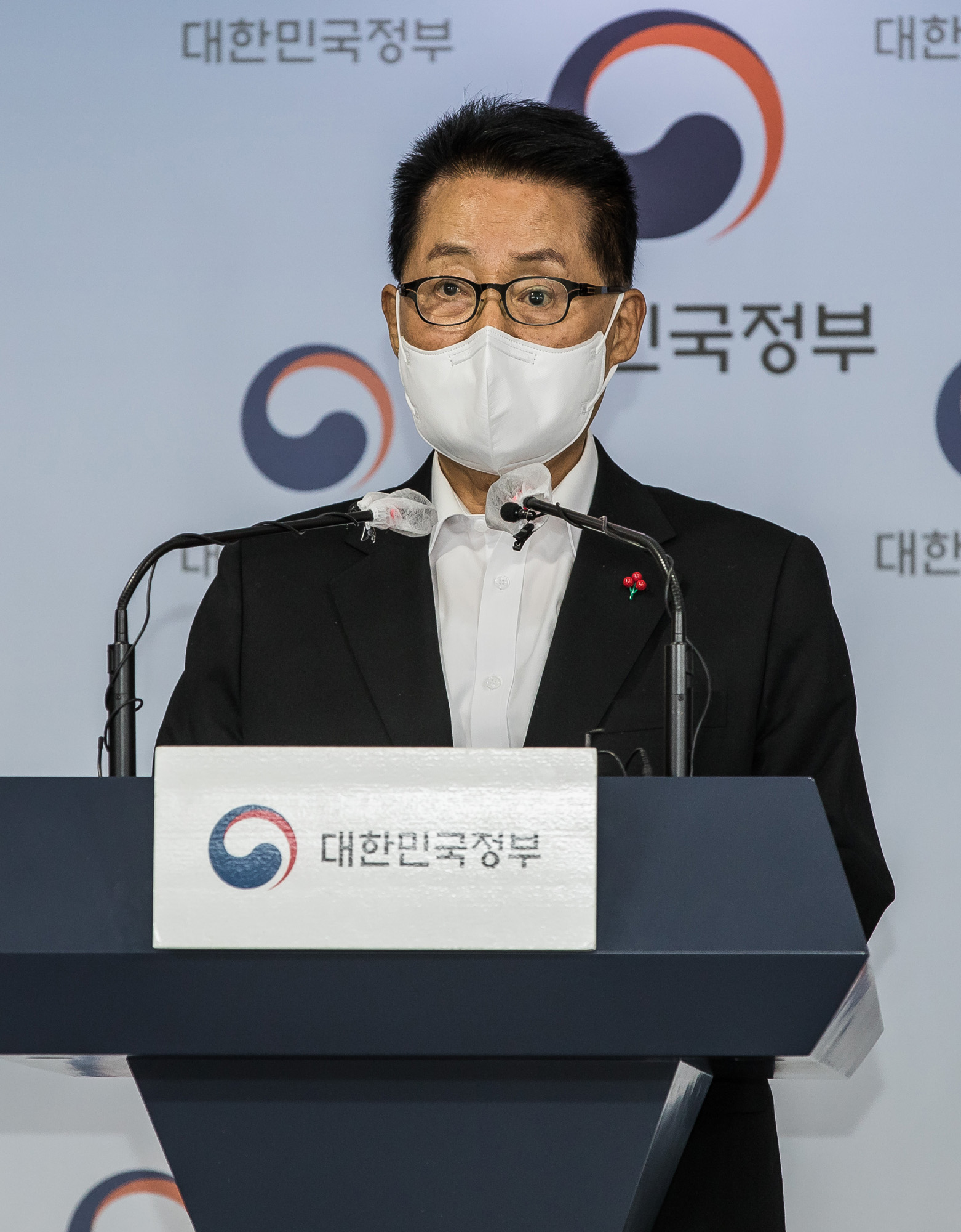 정부;문재인정부;권력기관개혁;국정원;법무부;행정안전부;박지원;추미애;진영;권력기관개혁브리핑