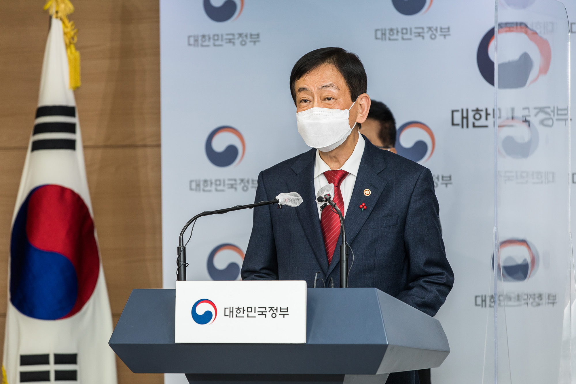 정부;문재인정부;권력기관개혁;국정원;법무부;행정안전부;박지원;추미애;진영;권력기관개혁브리핑