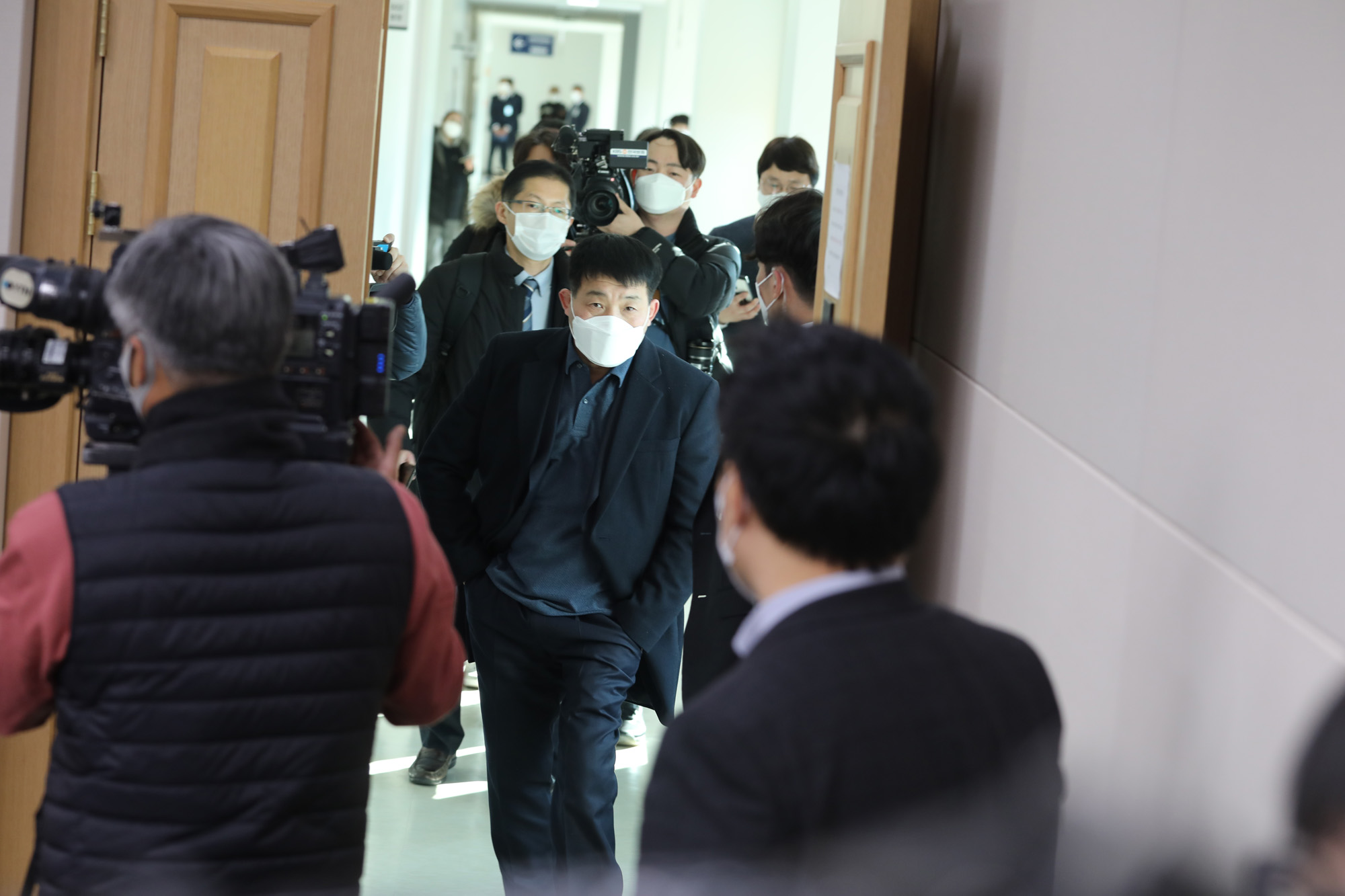 사회;화성연쇄살인;이춘재;윤성여;재심;무죄