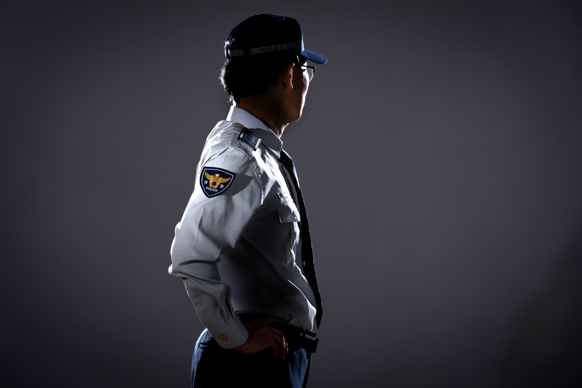 경찰 실루엣 경찰 근무복 경찰 모자