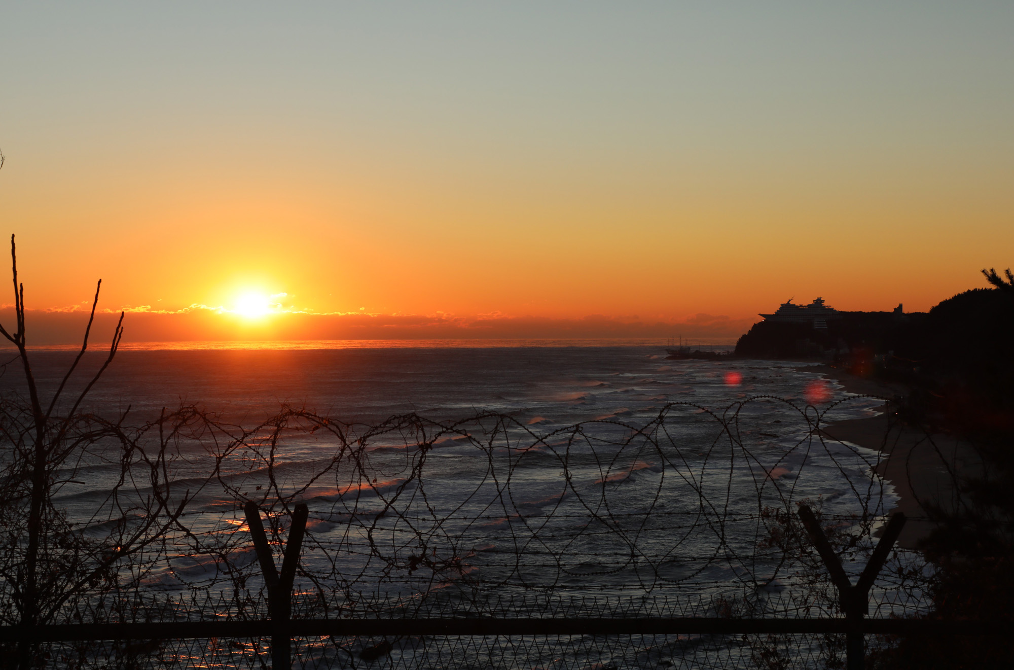 사회;정동진;코로나19일출명소출입통제;2020년마지막해;정동진일출