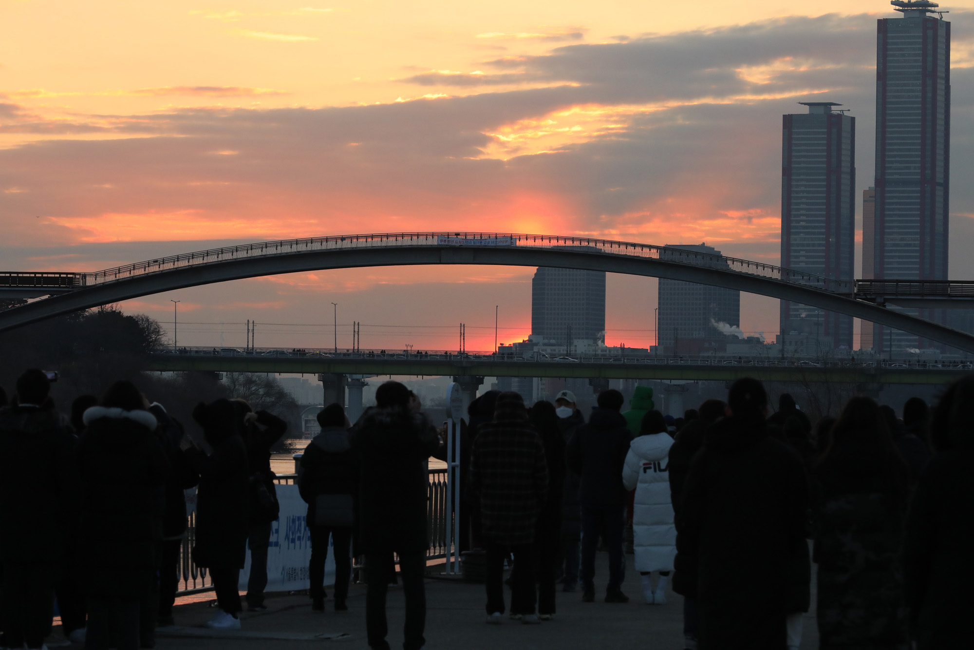 사회;2021년새해첫일출;선유교통제;선유교일출