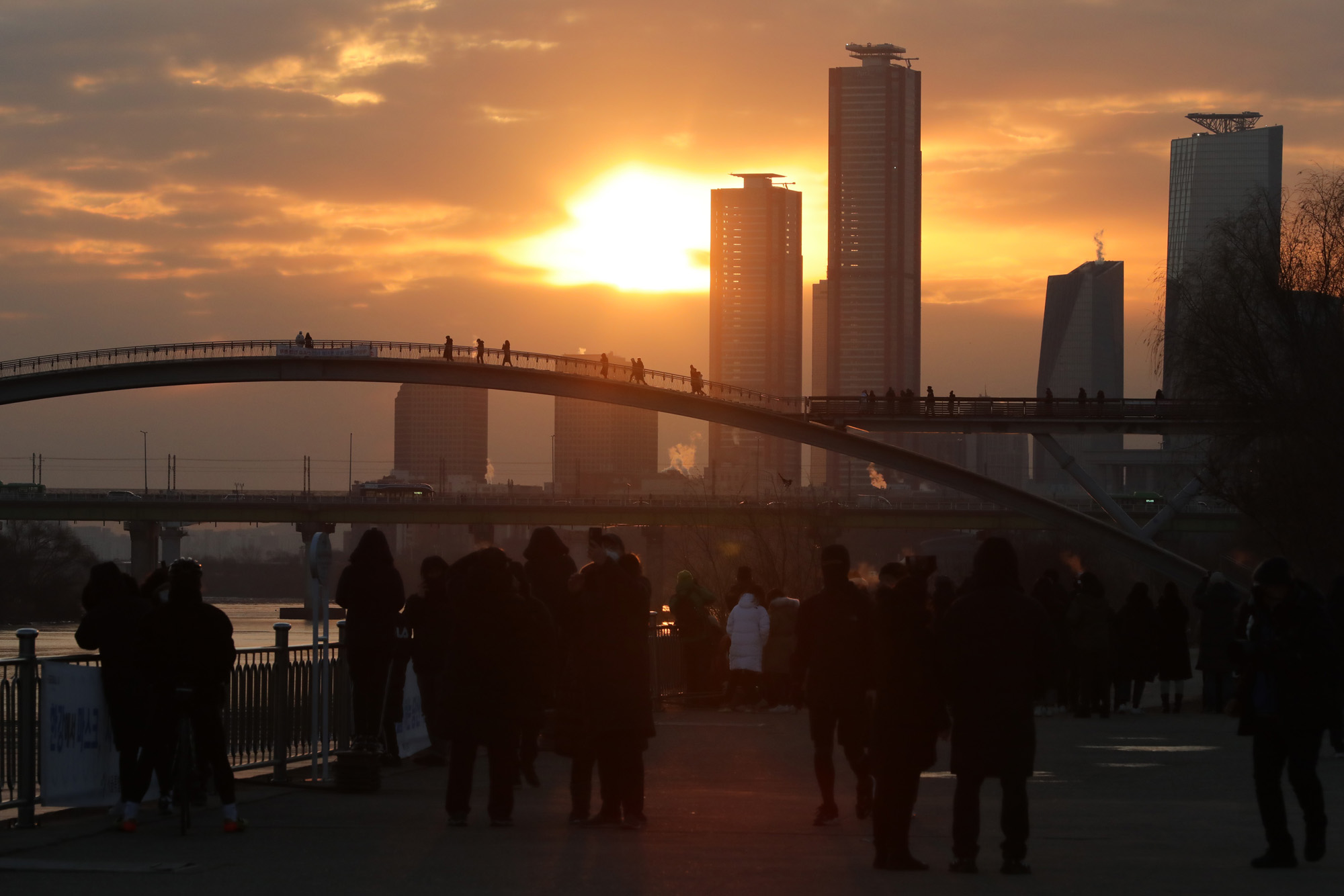 사회;2021년새해첫일출;선유교통제;선유교일출