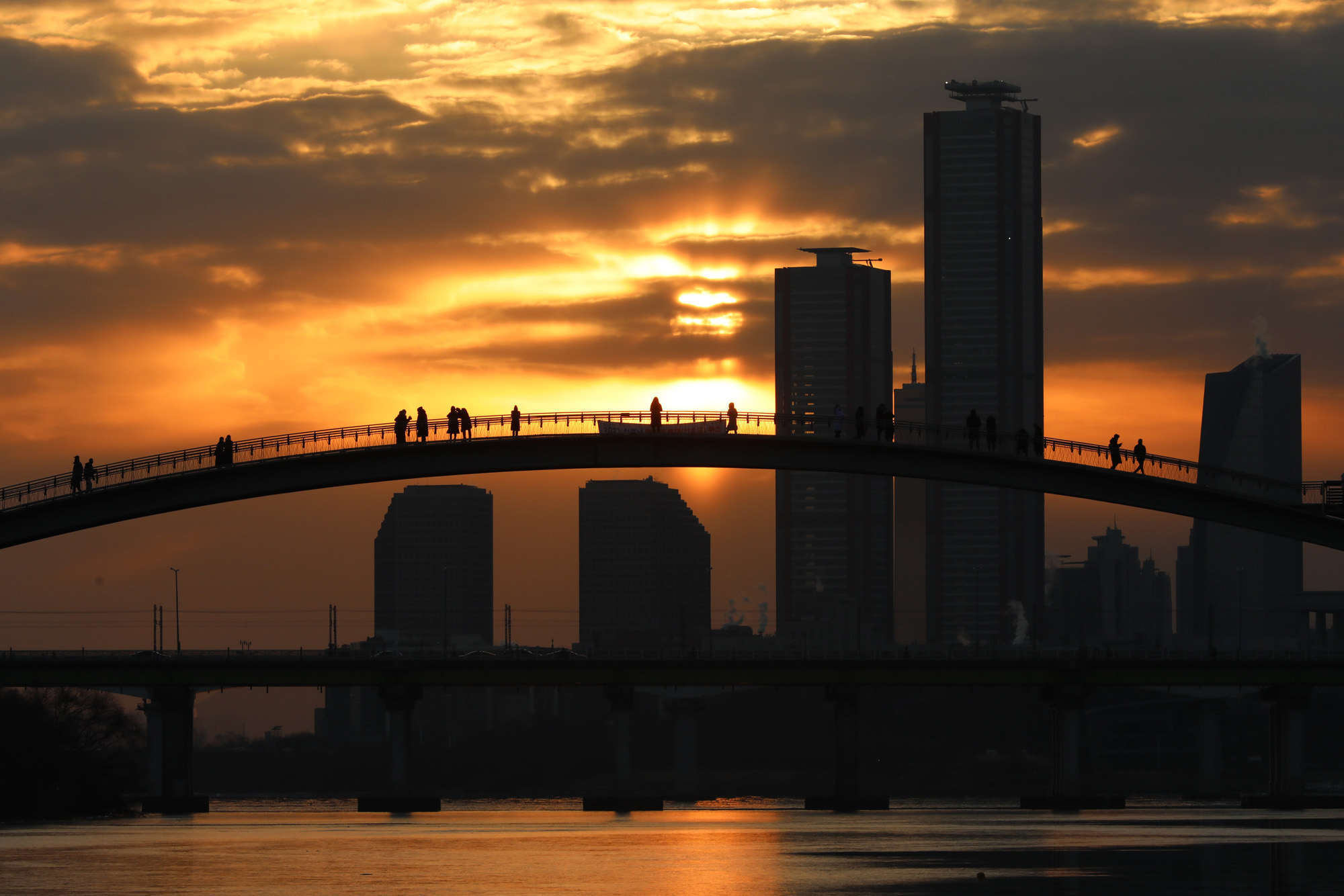 사회;2021년새해첫일출;선유교통제;선유교일출