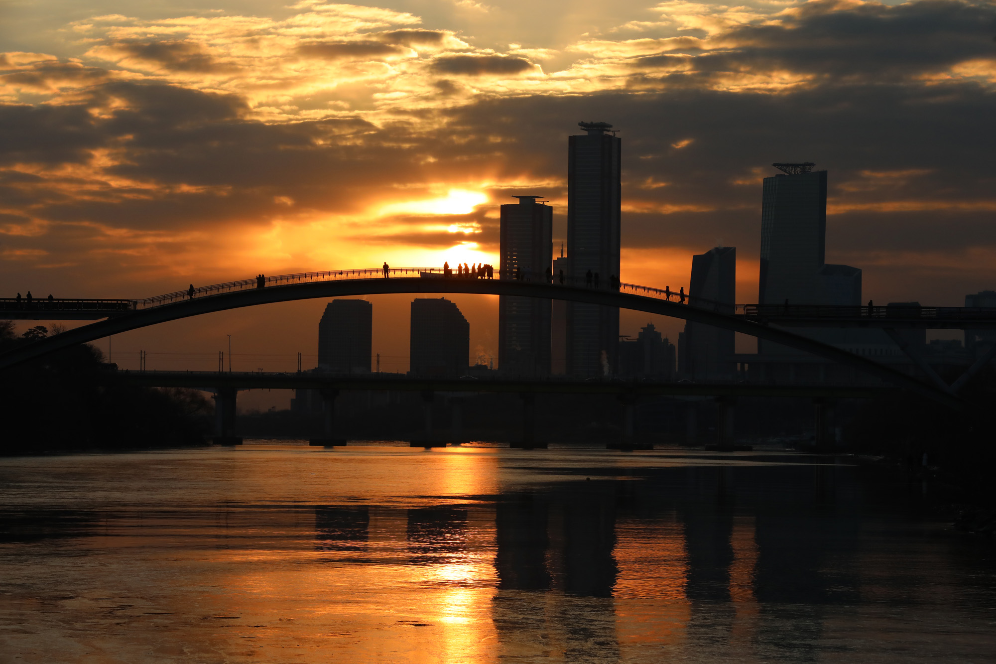 사회;2021년새해첫일출;선유교통제;선유교일출