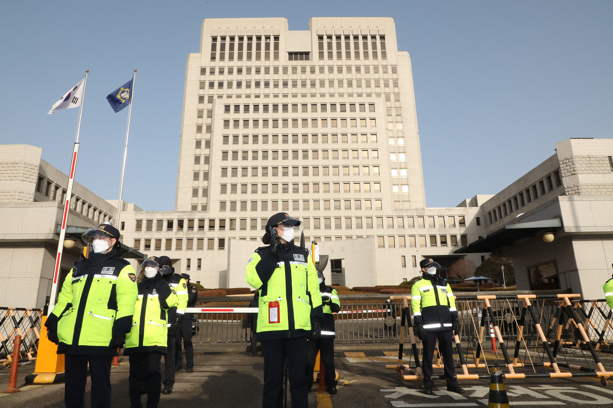 박근혜 대법원 재 상고심 선고 공판 조원진