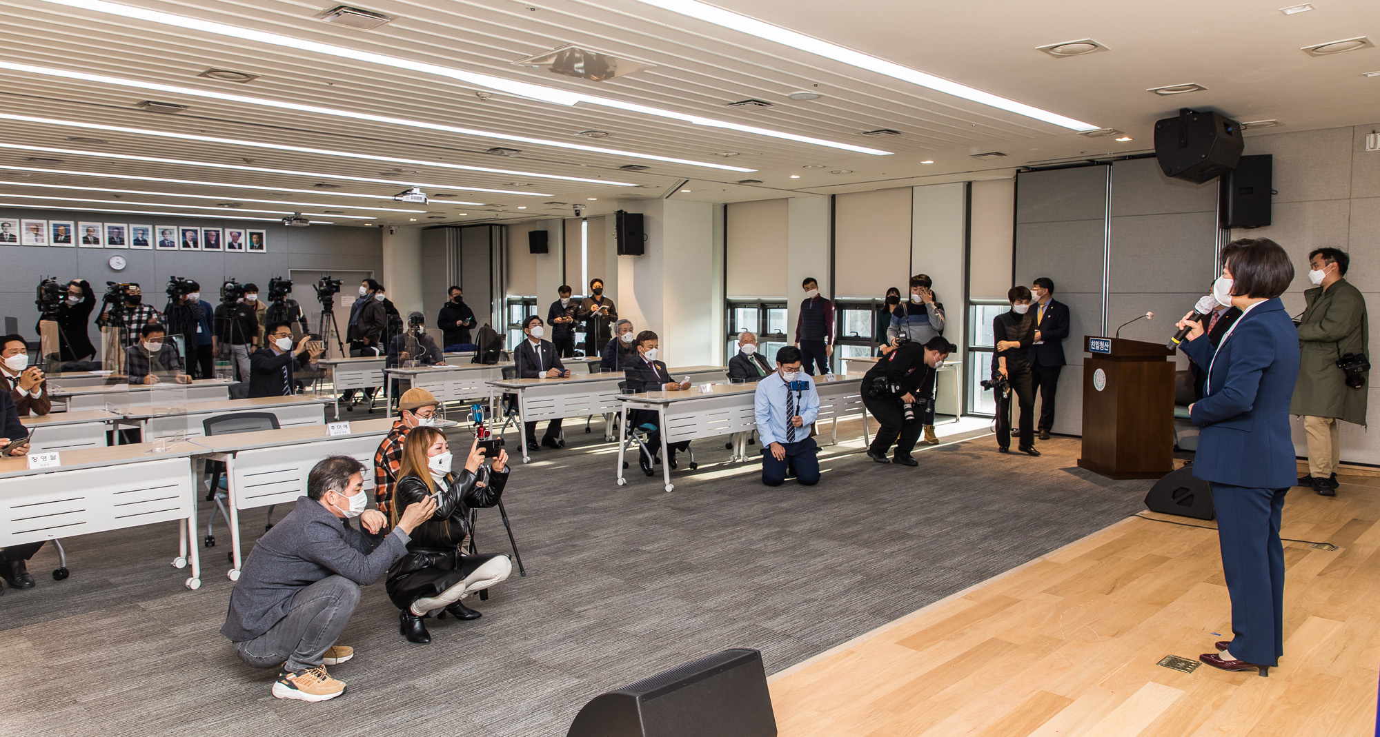 정치;인물;추미애;법무부장관;추미애장관;광복회;독립운동가최재형상시상식;김원웅;광복회장