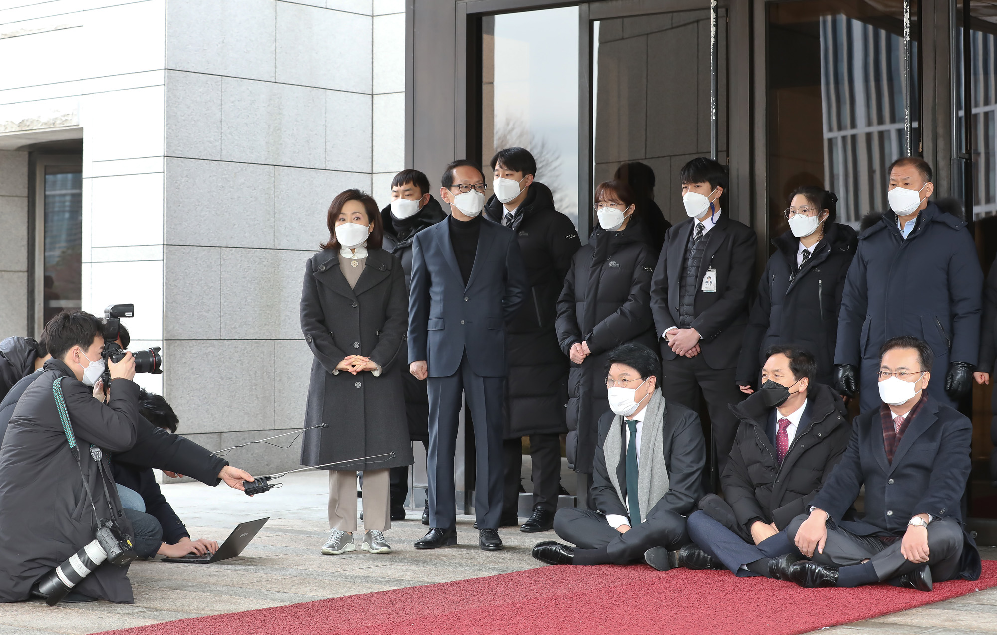 국민의힘 탄핵거래 진상조사단 대법원 항의방문;김도읍;장제원 전주혜 김웅