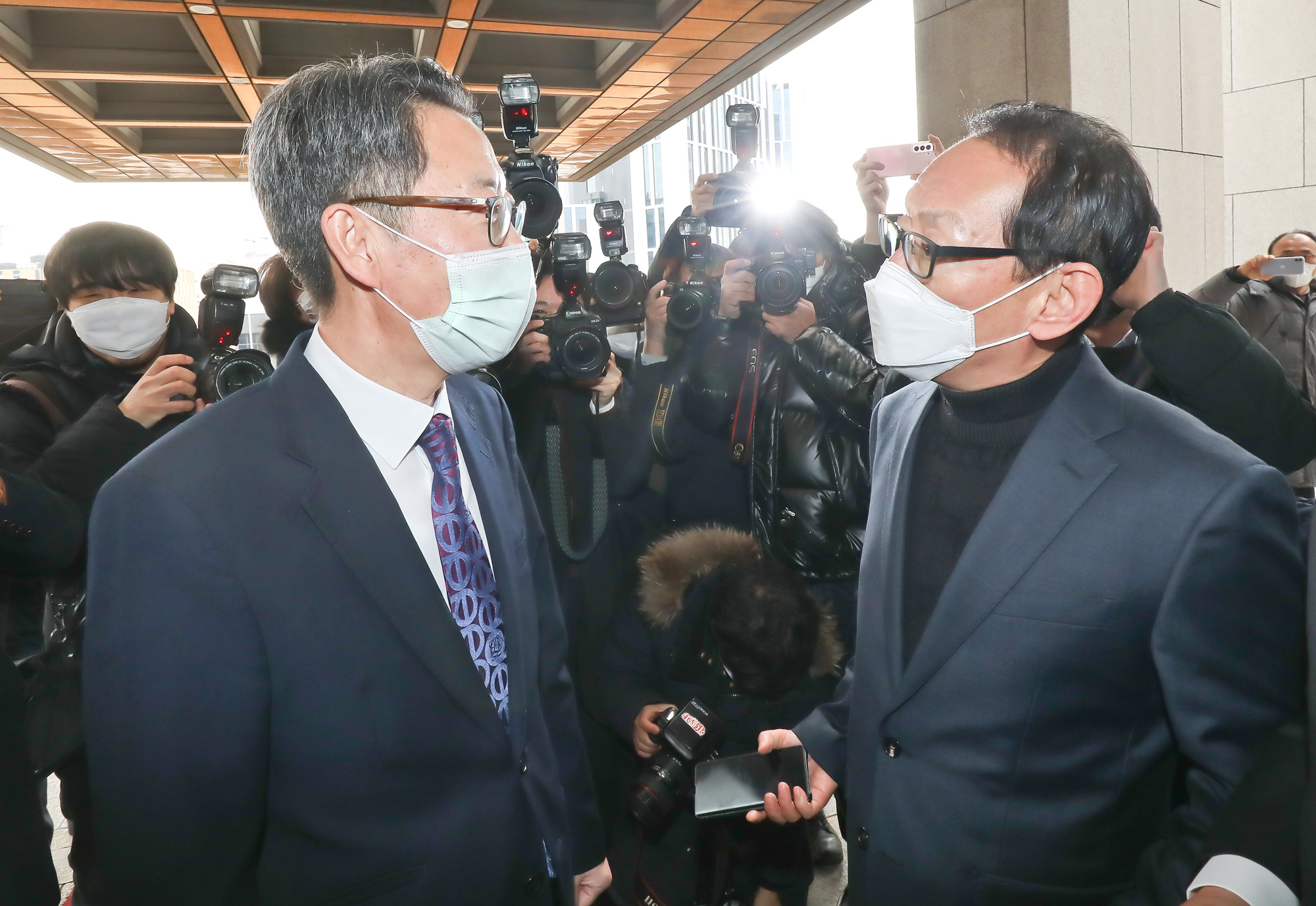 국민의힘 탄핵거래 진상조사단 대법원 항의방문;김도읍;장제원 전주혜 김웅