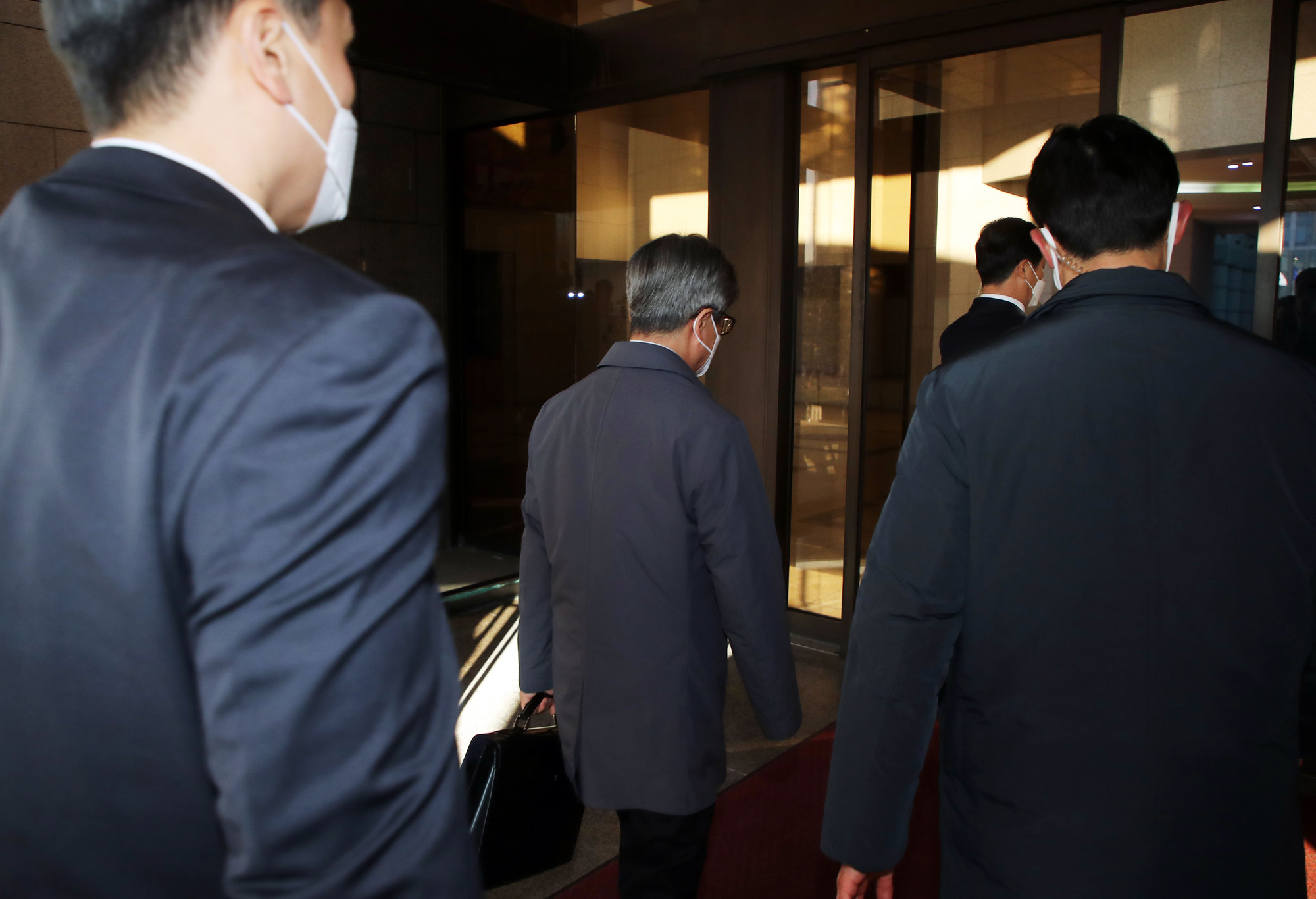 김명수 대법원장 출근