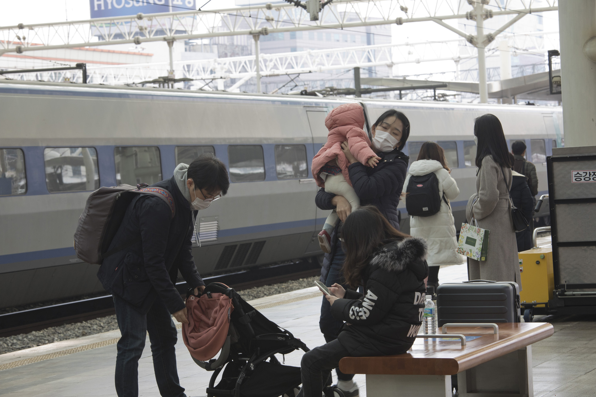 사회;세태;서울역;설명절;귀성객;ktx