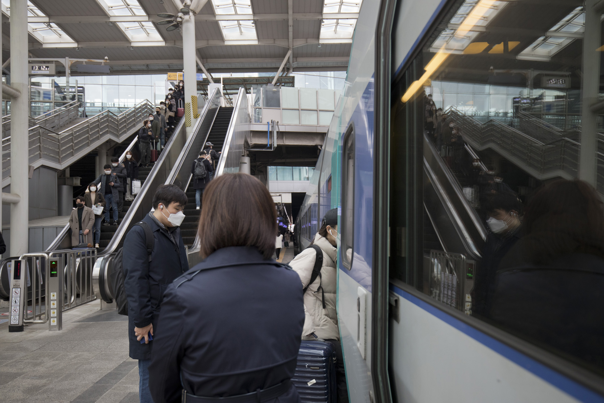 사회;세태;서울역;설명절;귀성객;ktx
