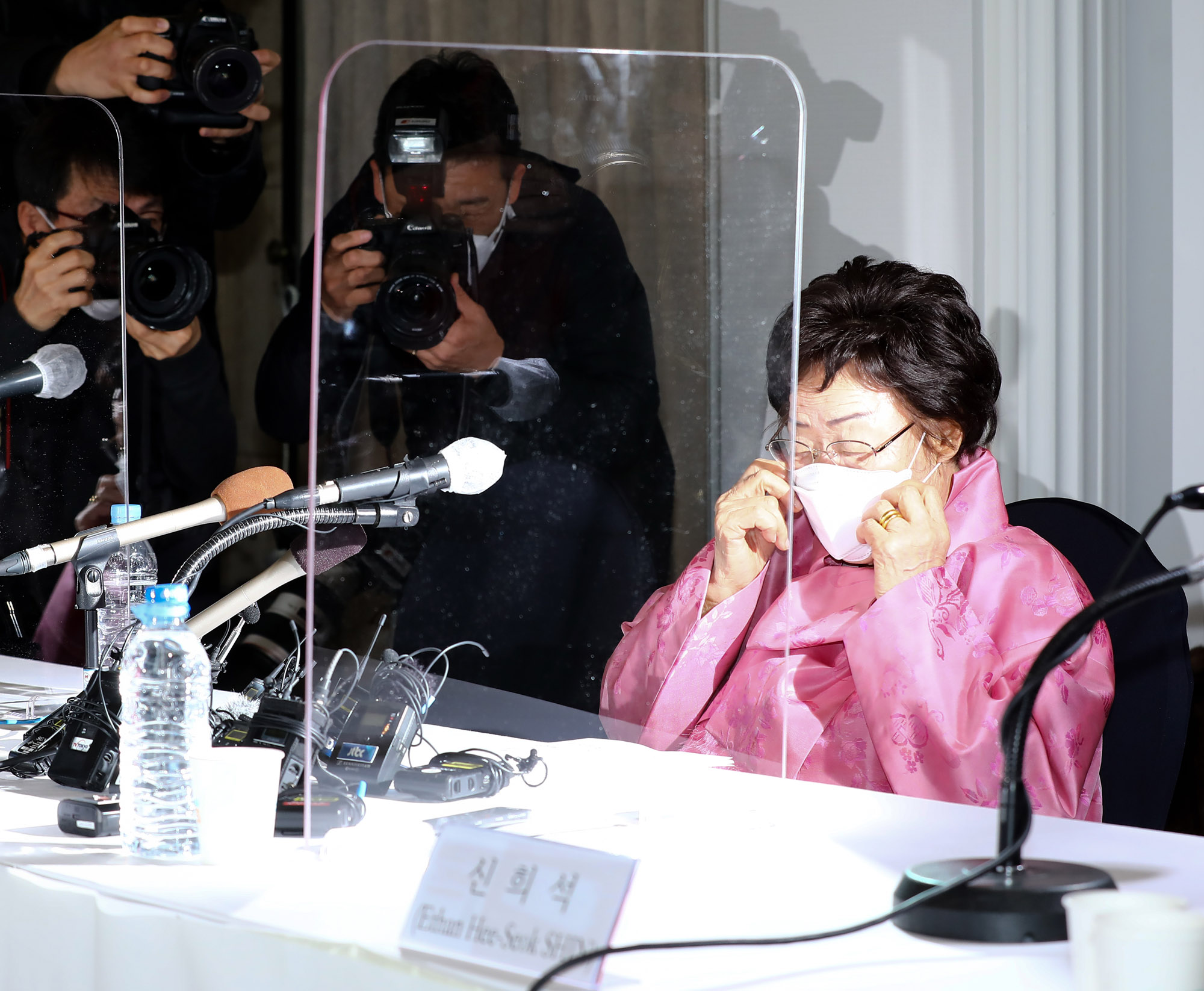 이용수;이용수할머니;위안부;성노예;소녀상;일본군위안부