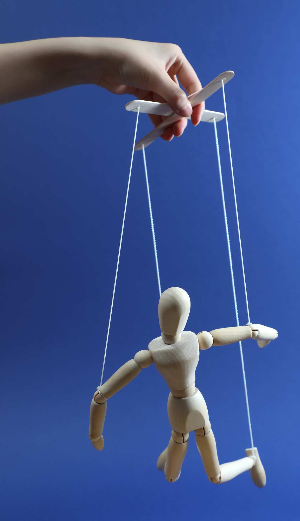 성착취 인형 아동 성학대 매매춘 매춘 성노예