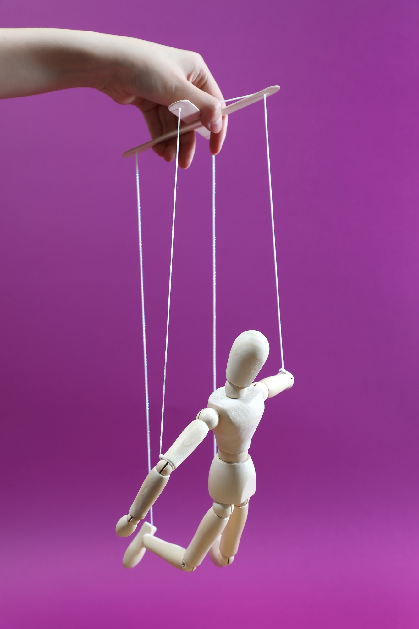 성착취 인형 아동 성학대 매매춘 매춘 성노예