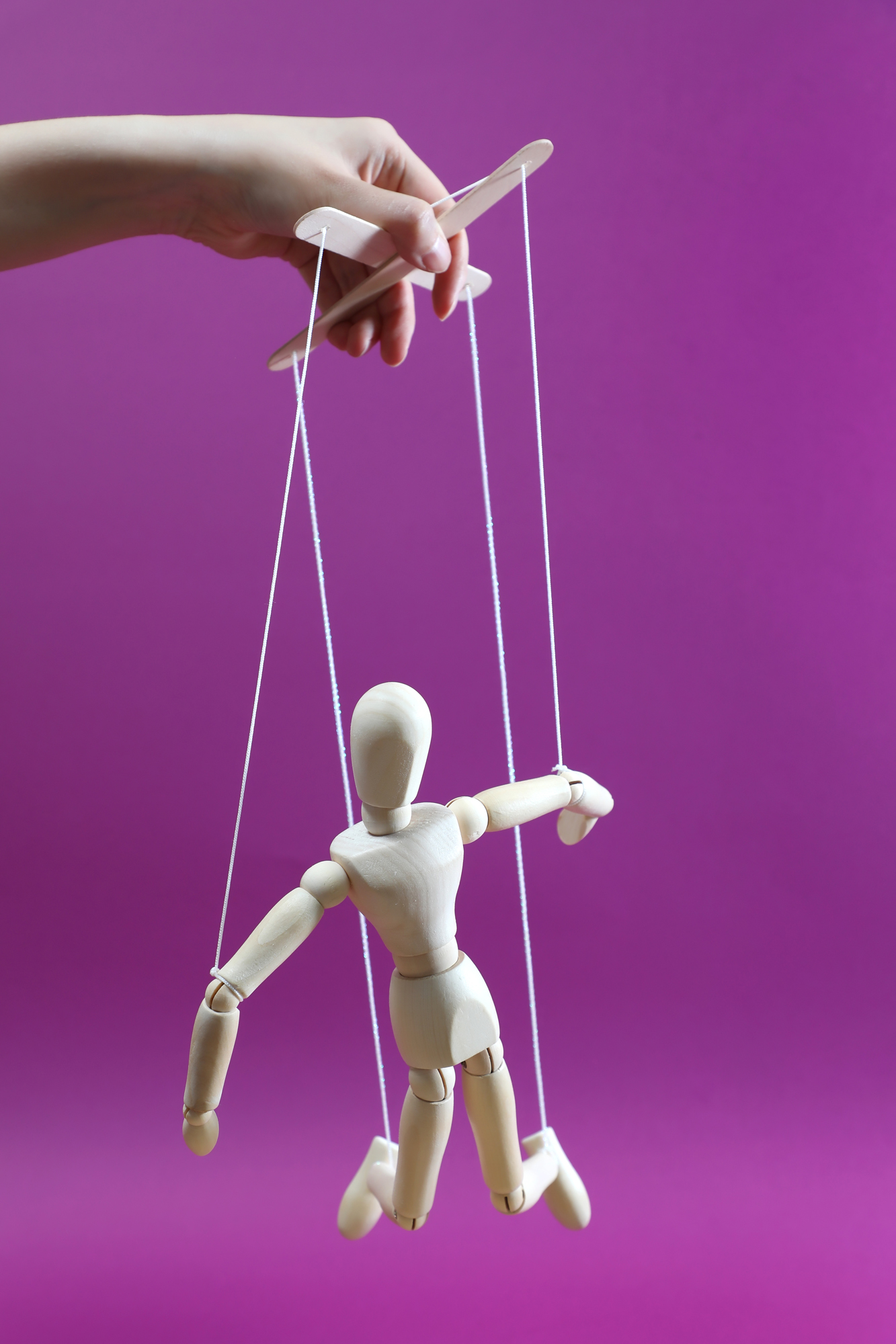 성착취 인형 아동 성학대 매매춘 매춘 성노예