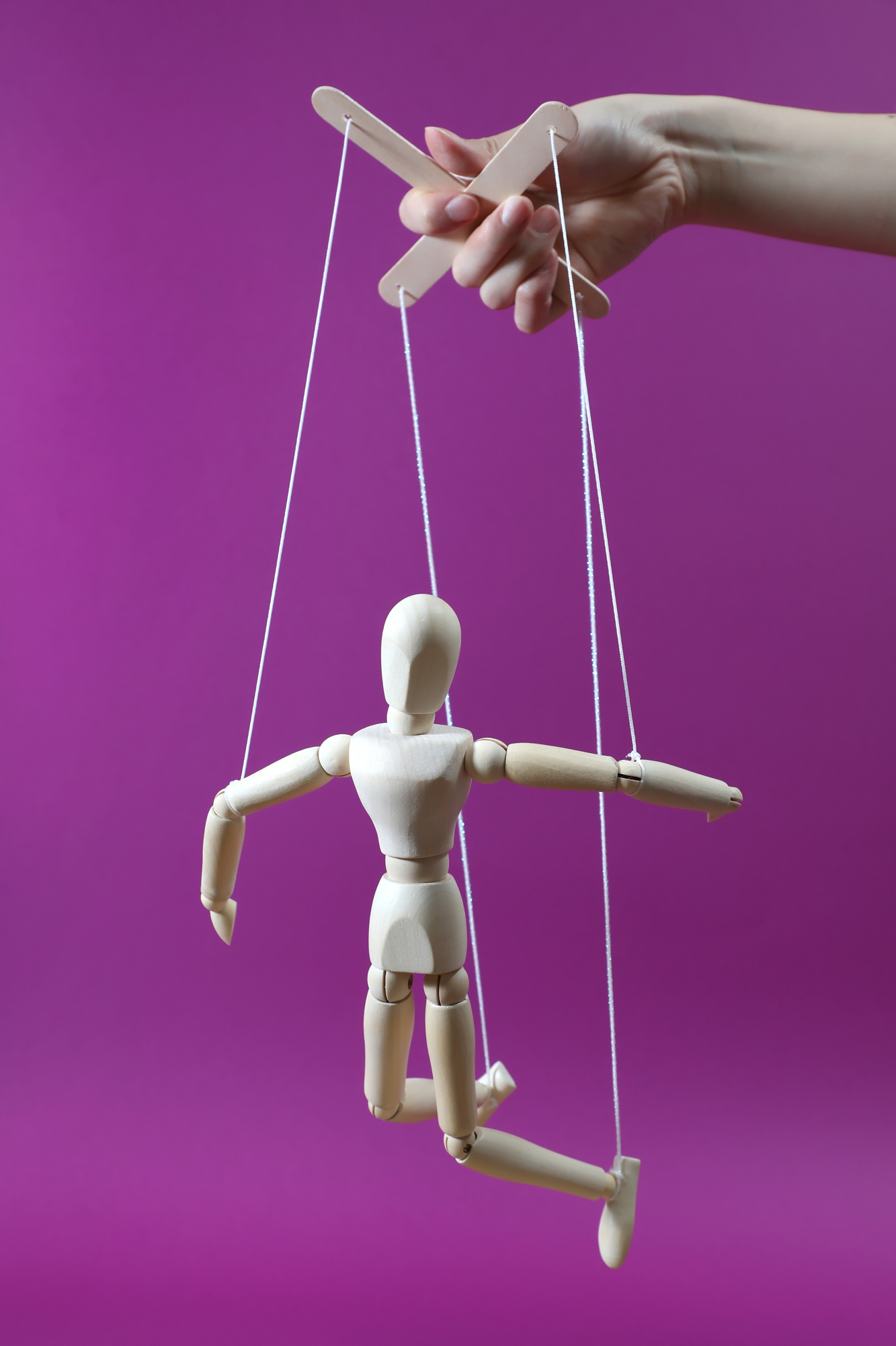 성착취 인형 아동 성학대 매매춘 매춘 성노예