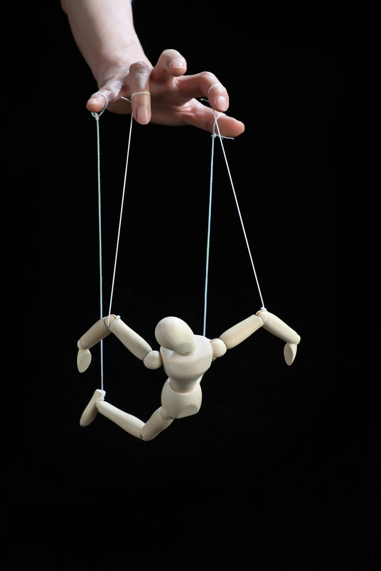 성착취 인형 아동학대 매춘