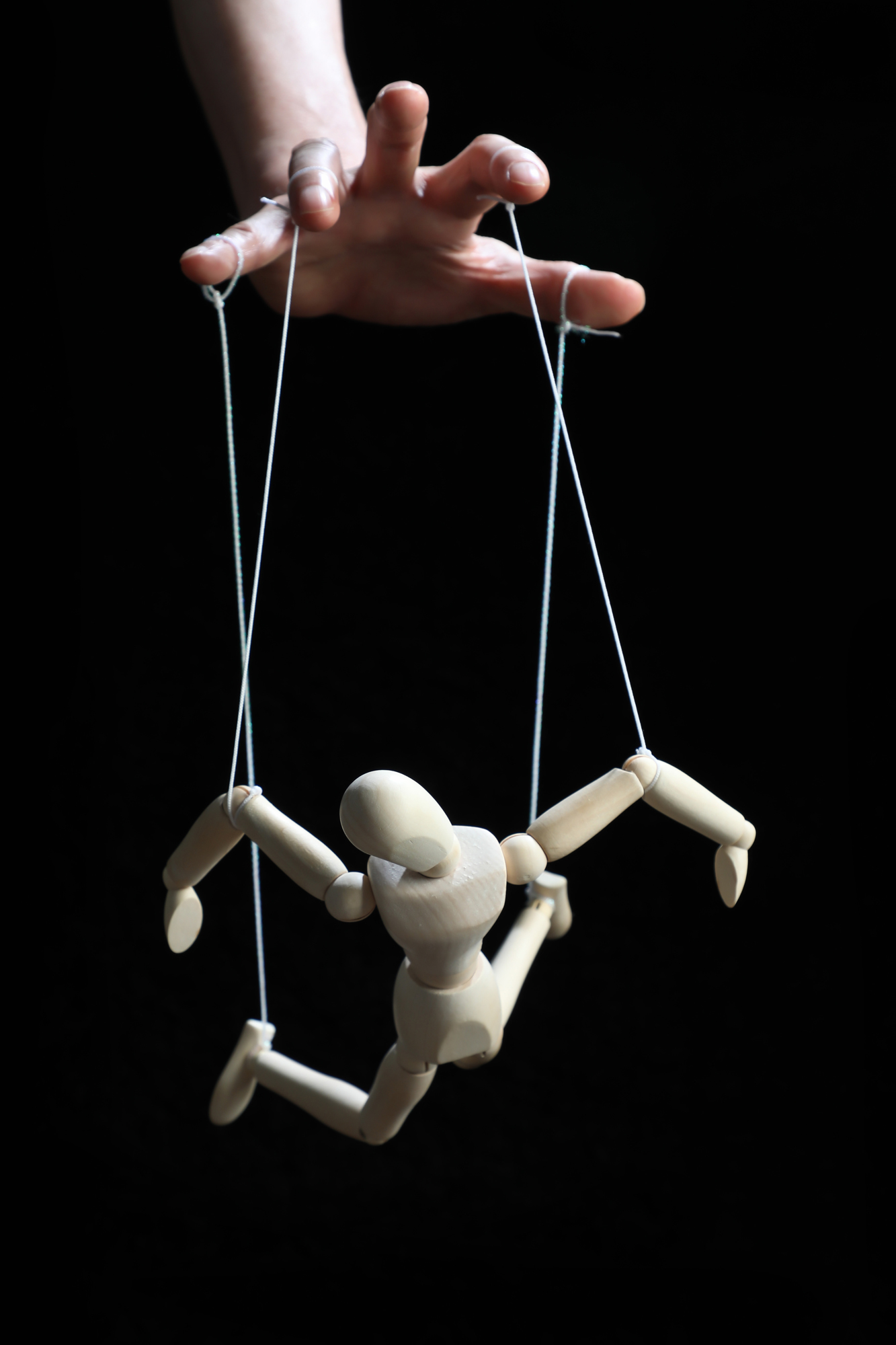 성착취 인형 아동학대 매춘