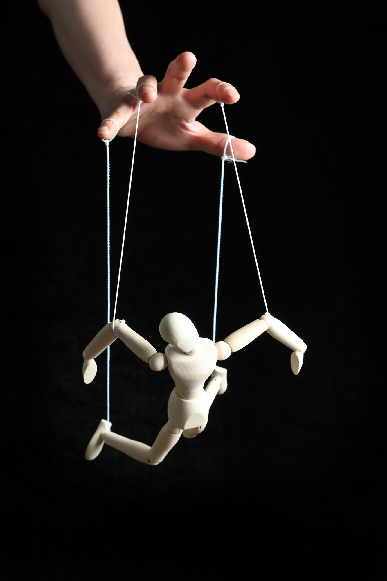 성착취 인형 아동학대 매춘